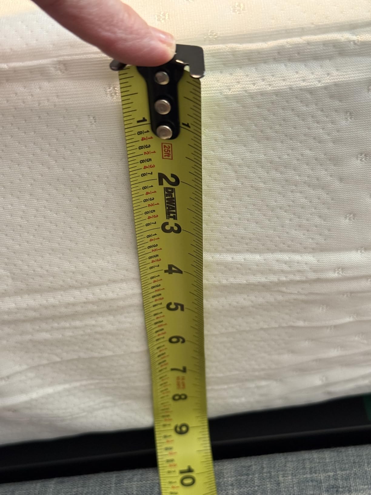 Novilla Twin XL Mattress, 8 Inch Twin XL Mattress in a Box, Gel Memory Foam Mattresses with Comfort Foam for Cooling Night Sleep, Pressure Relief, CertiPUR-US Certified - Customer Photo 1