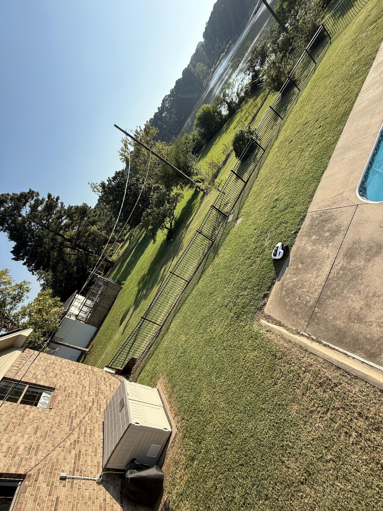 Mammotion YUKA Mini 500H Robotic Lawn Mower Reception 0.12 Acre, Max. 0.25 Acre, Ultrasense AI Vision+ RTK Positioning, Auto Mapping, App Control, 50% Slope, Cutting Height 2''~3.5'', 15 Mowing Zones - Customer Photo 2