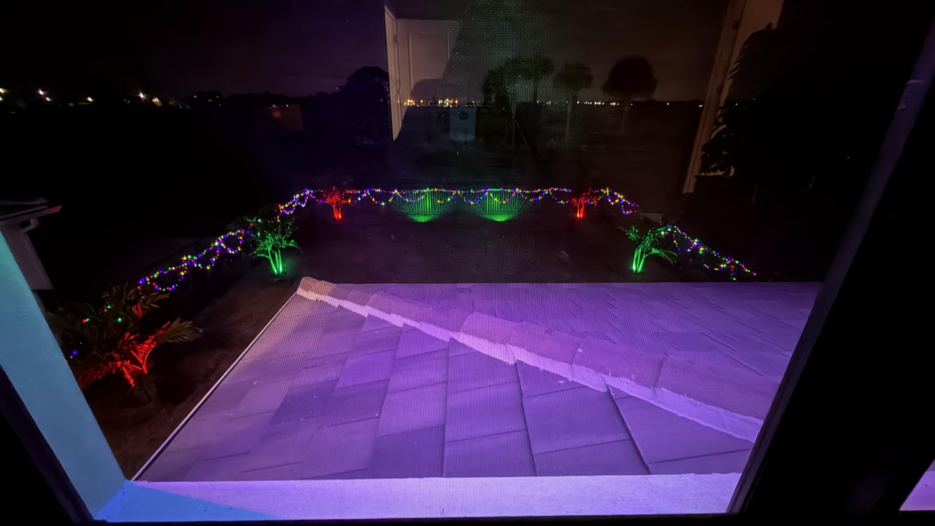 ZUCKEO All-in-One RGBW Landscape Lighting Kit, 5W Color Changing Low Voltage Landscape Lights with Transformer and 80FT Wire, LED Multi-Color Landscape Spotlights for Holiday Yard Garden House, 8Pack - Customer Photo 1