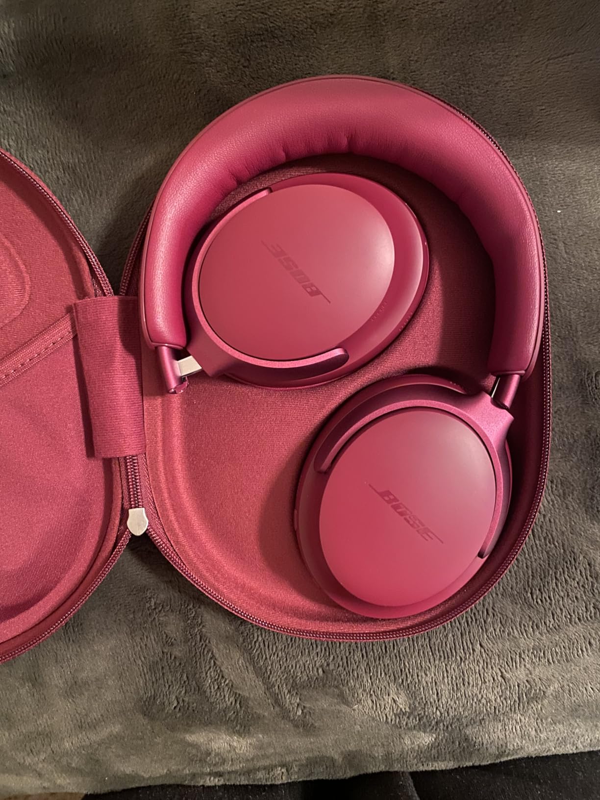 Bose QuietComfort Ultra Bluetooth Headphones, Wireless Headphones with Spatial Audio, Over Ear Noise Cancelling with Mic, Up to 24 Hours of Playtime, Deep Plum - Limited Edition Color - Customer Photo 1