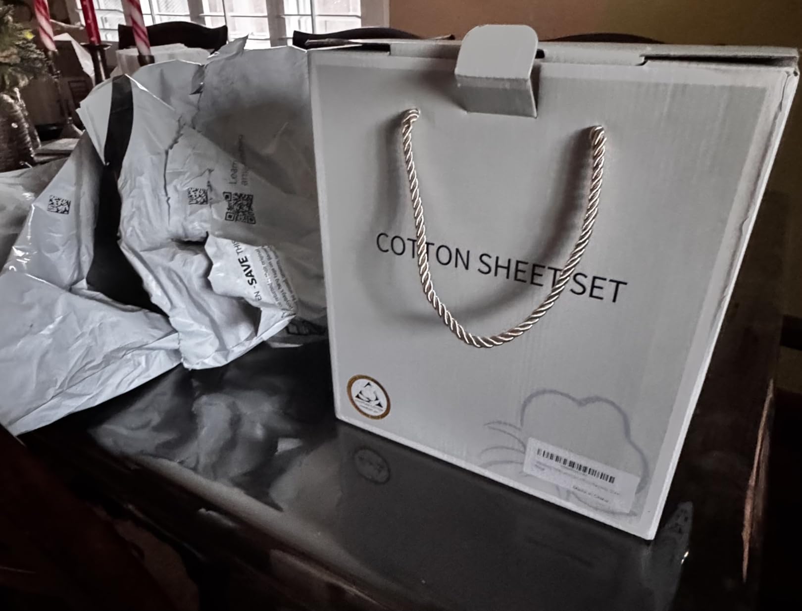 Shilucheng 100% Cotton Queen Size Sheets Set - 600 Thread Count，Luxury Egyptian Cotton Bed Sheets，5-Star Hotel Quality Sheets, Breathable & Cooling, 16 Inch Deep Pocket - 4 Piece (White, Queen) - Customer Photo 2