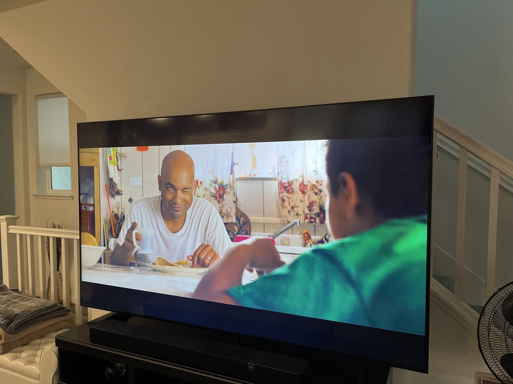 Samsung 75-Inch Class QLED Q7F Series Samsung Vision AI Smart TV (2025 Model, 75Q7F) Quantum HDR, Object Tracking Sound Lite, Q4 AI Gen1 Processor, 4K upscaling, Gaming Hub, Alexa Built-in - Customer Photo 2