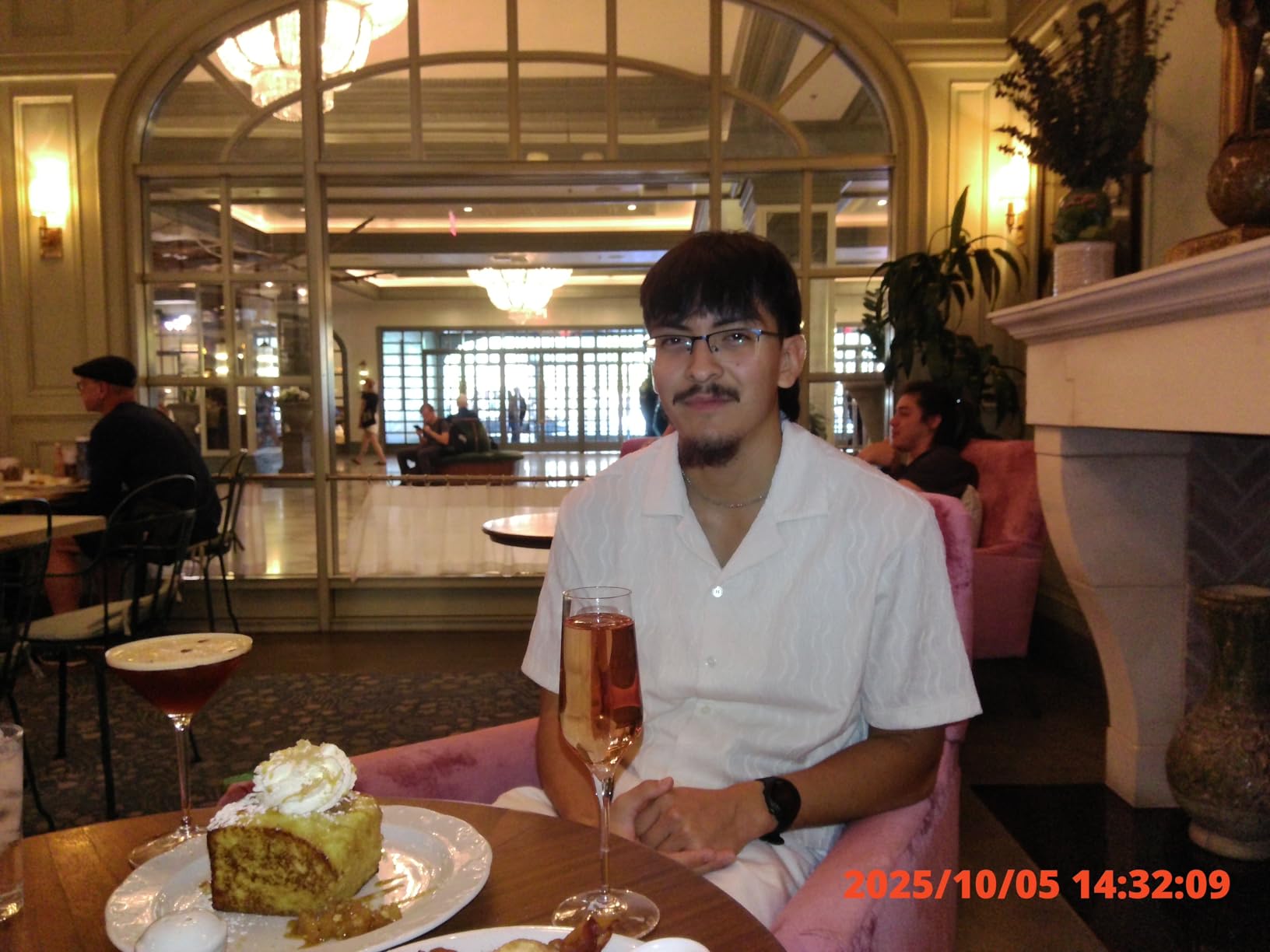 Kodak PIXPRO C1 Friendly Zoom Digital Camera - 13MP Compact Point and Shoot with 2.8 Kodak PIXPRO C1 Friendly Zoom Digital Camera - 13MP Compact Point and Shoot with 2.8