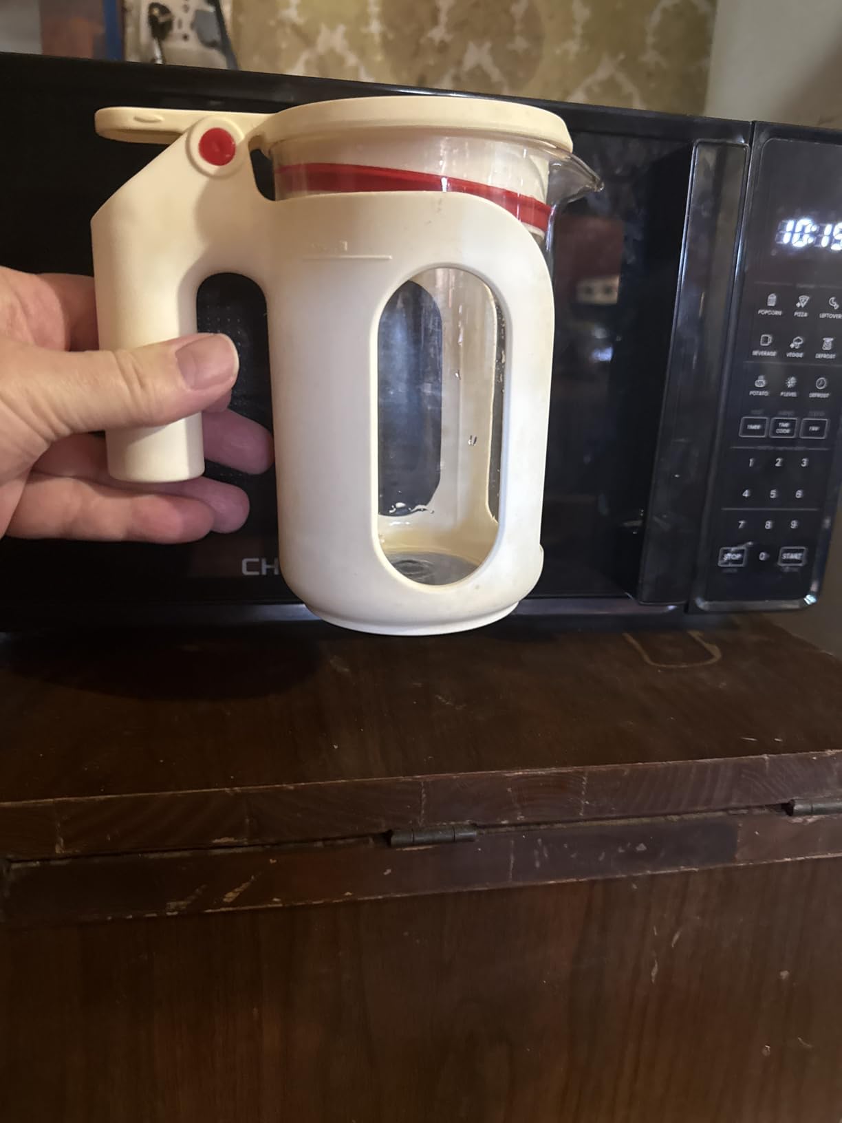 Chefman Countertop Microwave Oven 0.7 Cu. Ft., 700 Watts with 10 Power Levels, 6 Cooking Presets with One-Touch Express Cook, Eco Mode, Child Safety Lock, & Mute Button - Black Customer Review Chefman Countertop Microwave Oven 0.7 Cu. Ft., 700 Watts with 10 Power Levels, 6 Cooking Presets with One-Touch Express Cook, Eco Mode, Child Safety Lock, & Mute Button - Black - Customer Photo 2