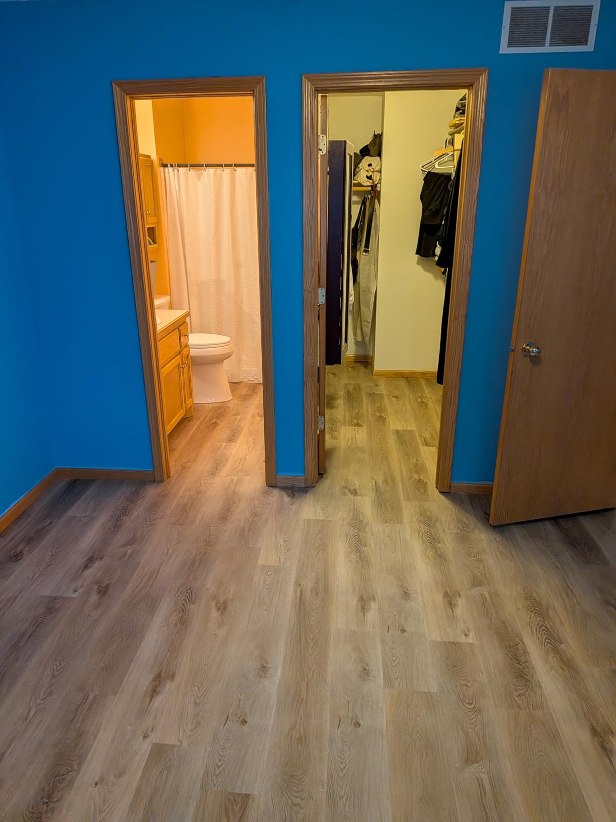 SPC Click Lock Luxury Vinyl Flooring Plank | 21.4 Sq.Ft | Thick 5 mm | Wood Floating LVP Floor Tile| 100% Waterproof |Rigid Core|Use for Indoor/Commercial/Office | (Hickory-2) - Customer Photo 1