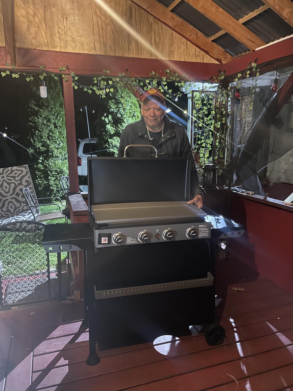 Royal Gourmet PD4001 4 Burner Propane Gas Griddle with Removable Standing Cart and Hood - Customer Photo 2