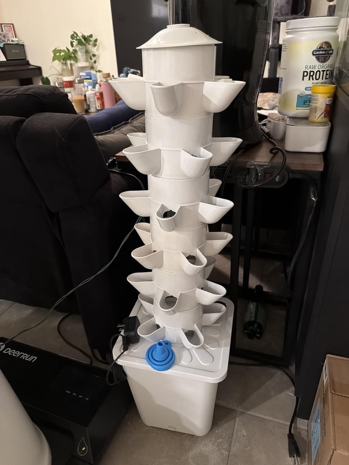 Hydroponics Tower Indoor Growing System Vertical Garden Planter Indoor Smart Garden Kit with Pump and Movable Water Tank Vegetable Plant Gift for Gardening Lover (35-Plants) - Customer Photo 1