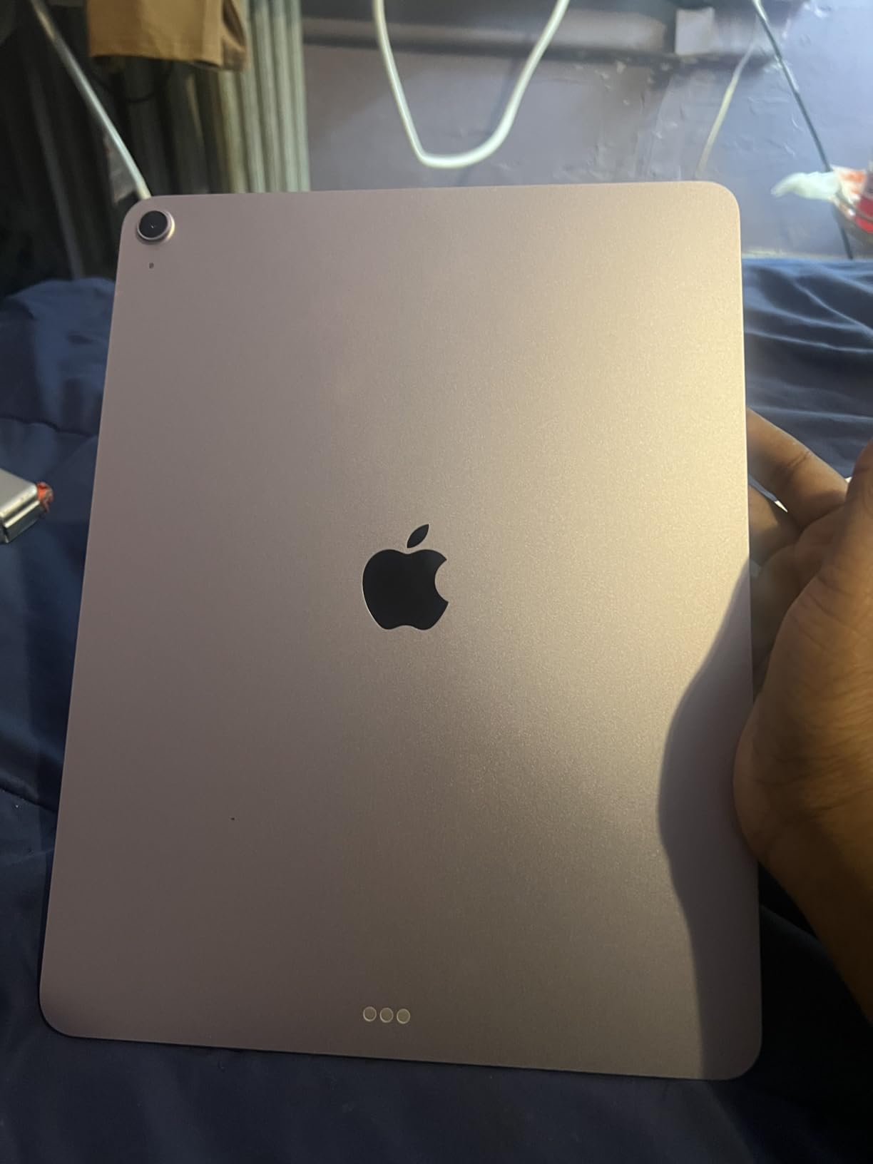 Apple iPad Air 13-inch with M3 chip Built for Apple Intelligence, Liquid Retina Display, 128GB, 12MP Front/Back Camera, Wi-Fi 6E, Touch ID, All-Day Battery Life — Space Gray - Customer Photo 1