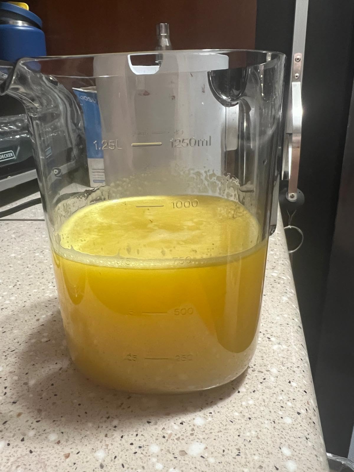 Nama J3 Compact Cold Press Juicer – Space Saving & Self Feeding for Hands-Free Operation – Lightweight, Portable Zero Waste Slow Masticating Juicer – Easy Cleanup & Assembly - Black - Customer Photo 1