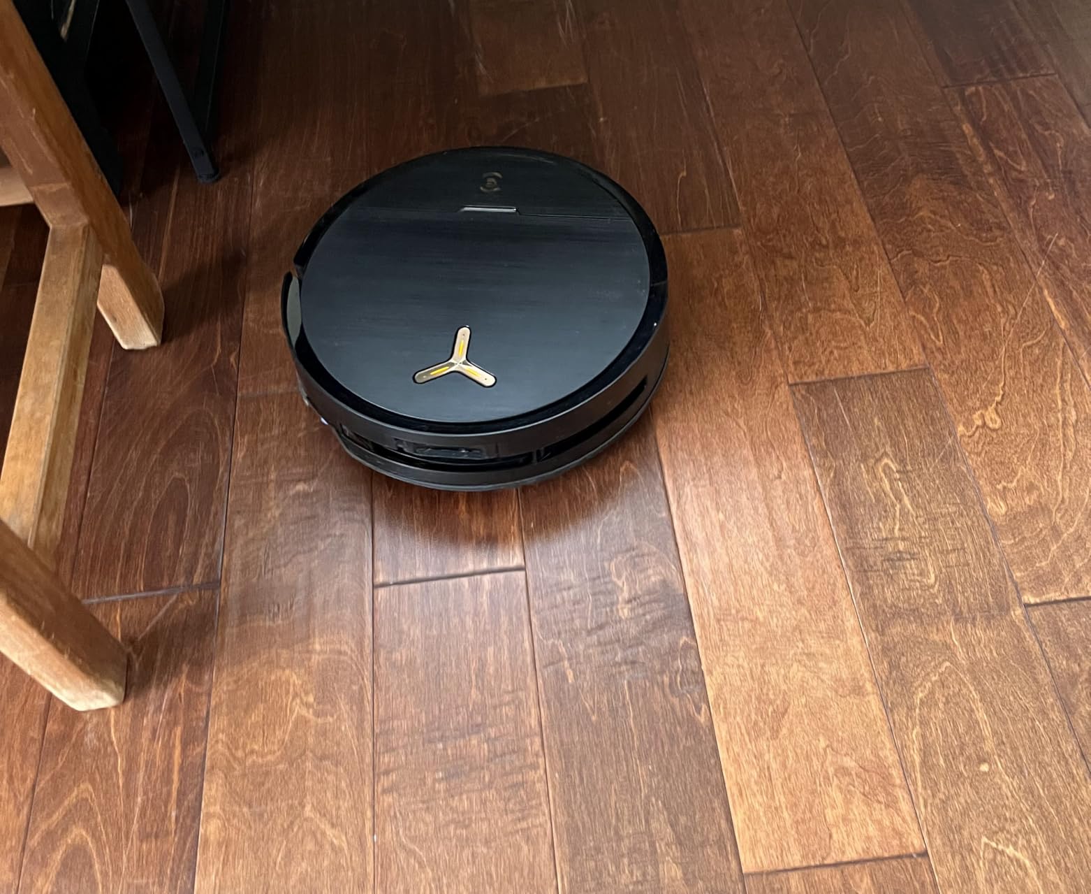 ECOVACS DEEBOT X9 PRO Omni Robot Vacuum and Mop, 16,600Pa Blast Suction, OZMO Roller Instant Self-Washing Mop, ZeroTangle 3.0, Triple Lift System, AI Navigation, Hands-Free Omni Station - Customer Photo 2