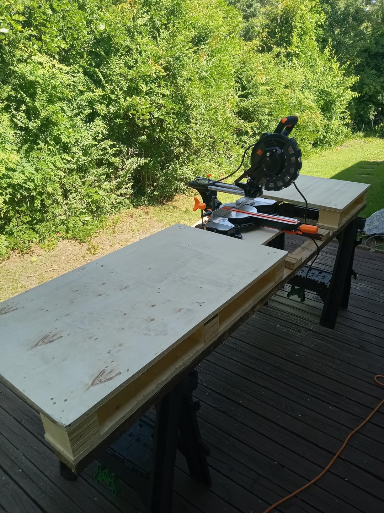 WEN 20V Max 7.25-Inch Cordless Sliding Miter Saw, Single Bevel and Brushless with LED Cutline Guide, 4.0Ah Lithium-Ion Battery and Charger (20672) - Customer Photo 1