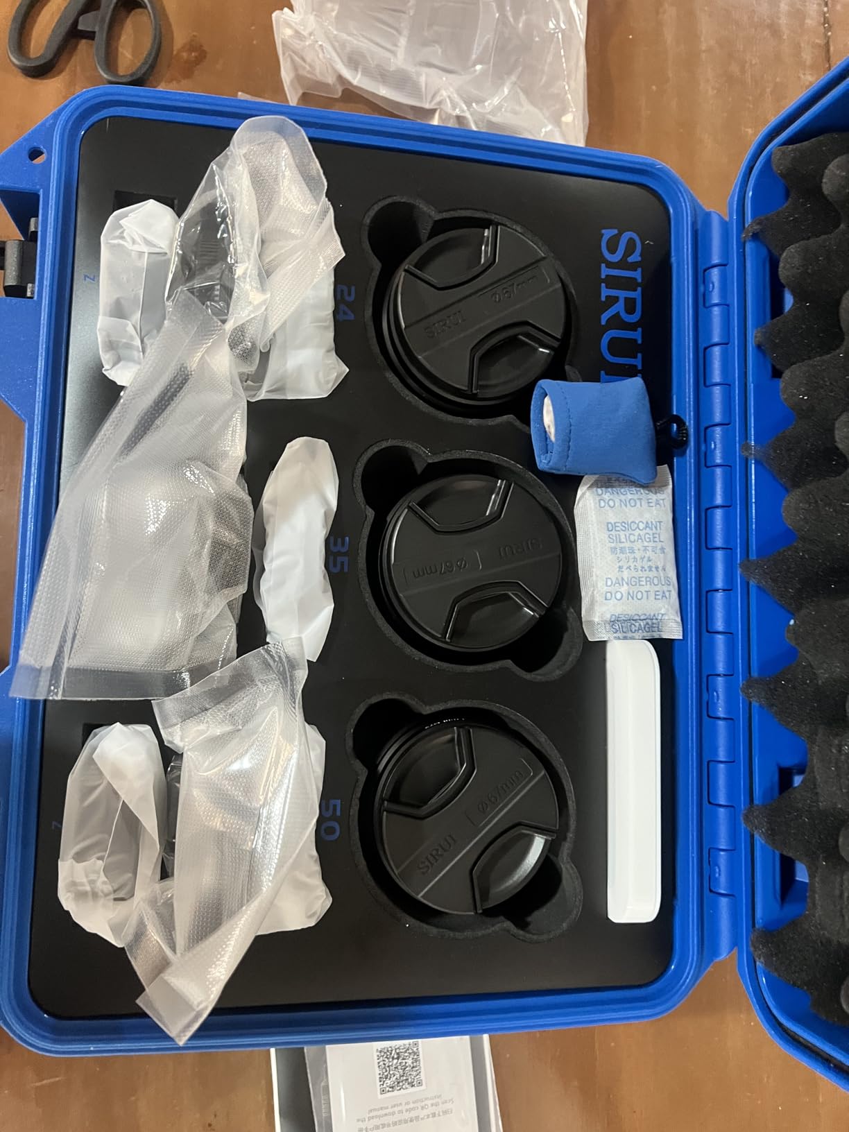 SIRUI VP-1 Vision Prime 1 T1.4 Full Frame Cine Lens, 24mm Manual Focus Cinema Lens with Pre-Installed E Mount, Interchangeable RF/Z/L Mounts - Customer Photo 1