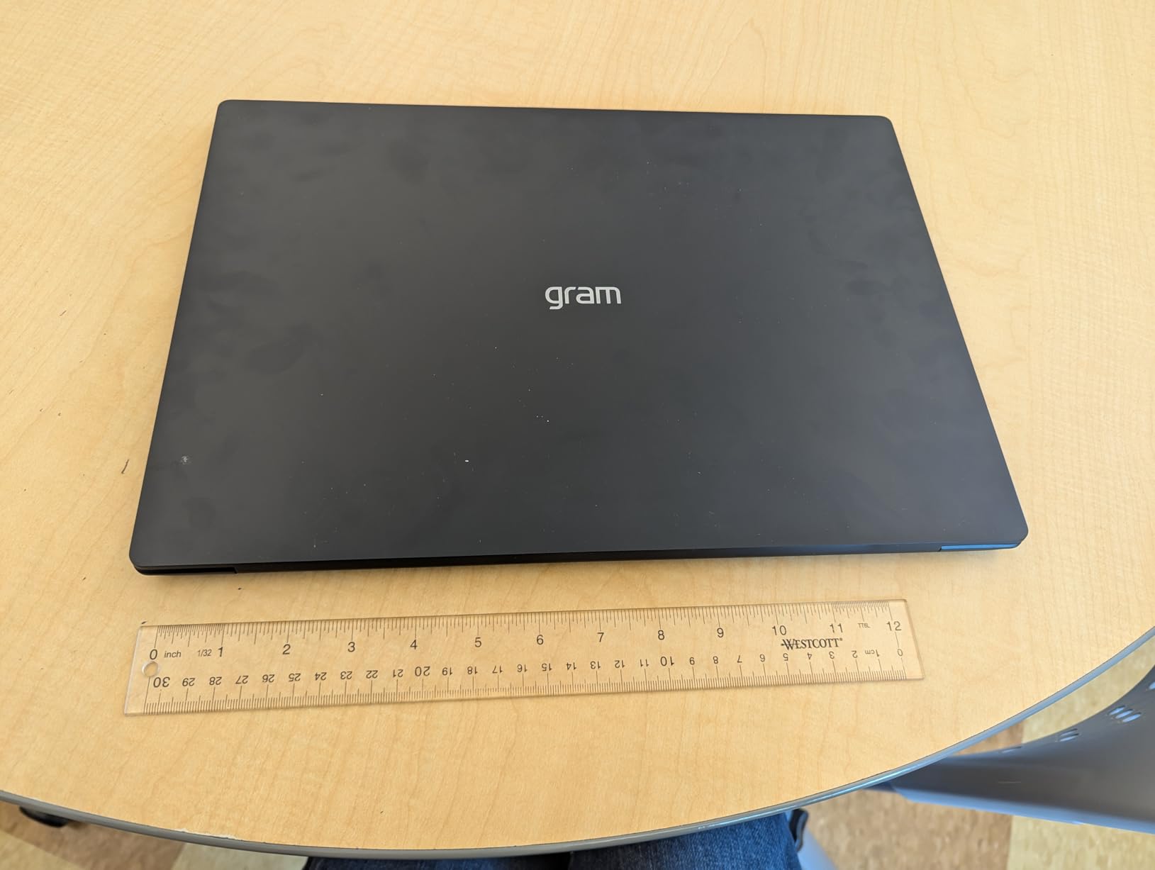 LG gram Pro 17-inch Lightweight Laptop Computer, Intel Evo Edition Powered by Intel Core Ultra7 255H Processor, Windows 11 Home, 32GB RAM, 2TB SSD - Obsidian Black - Customer Photo 2