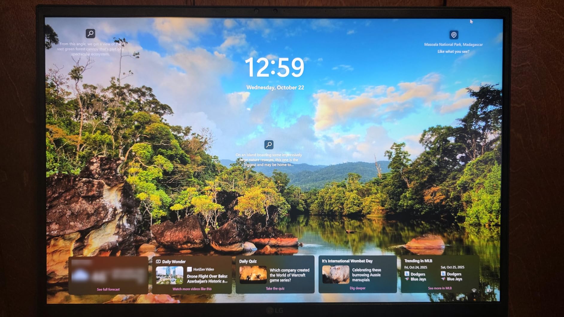 LG gram 17-inch Lightweight Laptop Computer, Intel Evo Edition Powered by Intel Core Ultra7 256V Processor, Copilot+ Windows 11 Home, 16GB RAM, 2TB SSD - Obsidian Black - Customer Photo 2