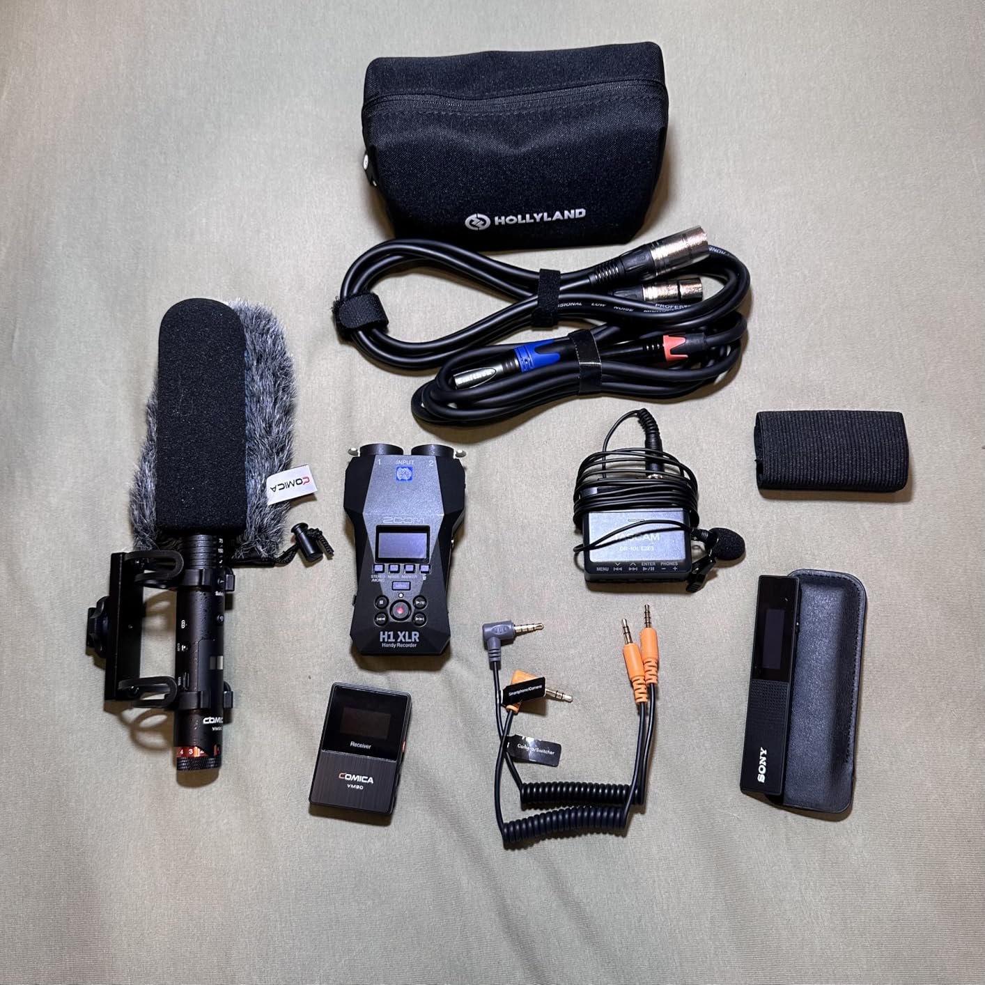 Hollyland Lark MAX 2 Wireless Lavalier Microphone for iPhone/Camera/Android, AI Noise Cancelling, 32-bit Full-Chain Audio, 340m Transmission (Combo, 2TX + 2RX + Charging Case) - Customer Photo 1