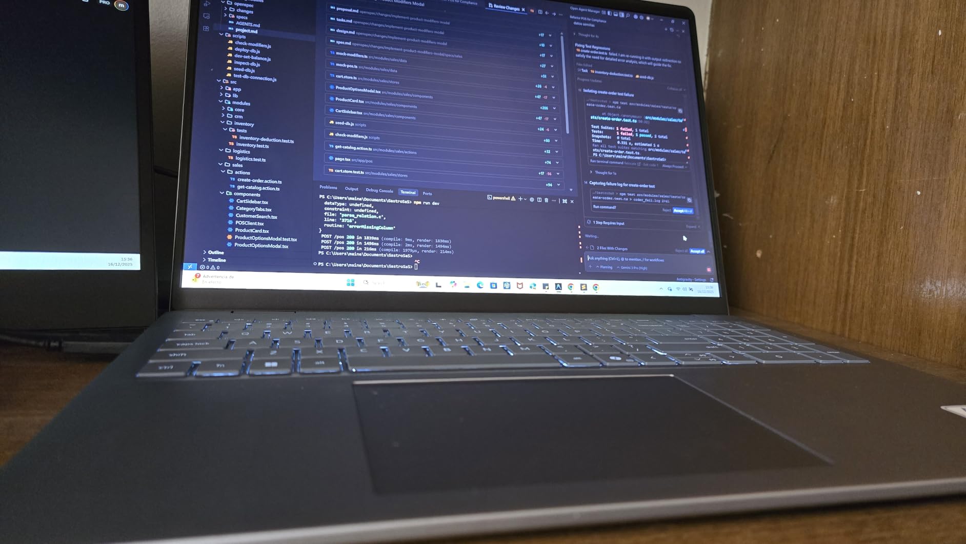 Dell 16 Plus Laptop - 16.0-inch 16:10 2.5K (2560x1600) Display, Intel Core Ultra 7 256V, 16GB LPDDR5X Memory, 1TB SSD, Intel Arc Graphics, Backlit Copilot Key Keyboard, Windows 11 Home Customer Review Dell 16 Plus Laptop - 16.0-inch 16:10 2.5K (2560x1600) Display, Intel Core Ultra 7 256V, 16GB LPDDR5X Memory, 1TB SSD, Intel Arc Graphics, Backlit Copilot Key Keyboard, Windows 11 Home - Customer Photo 1