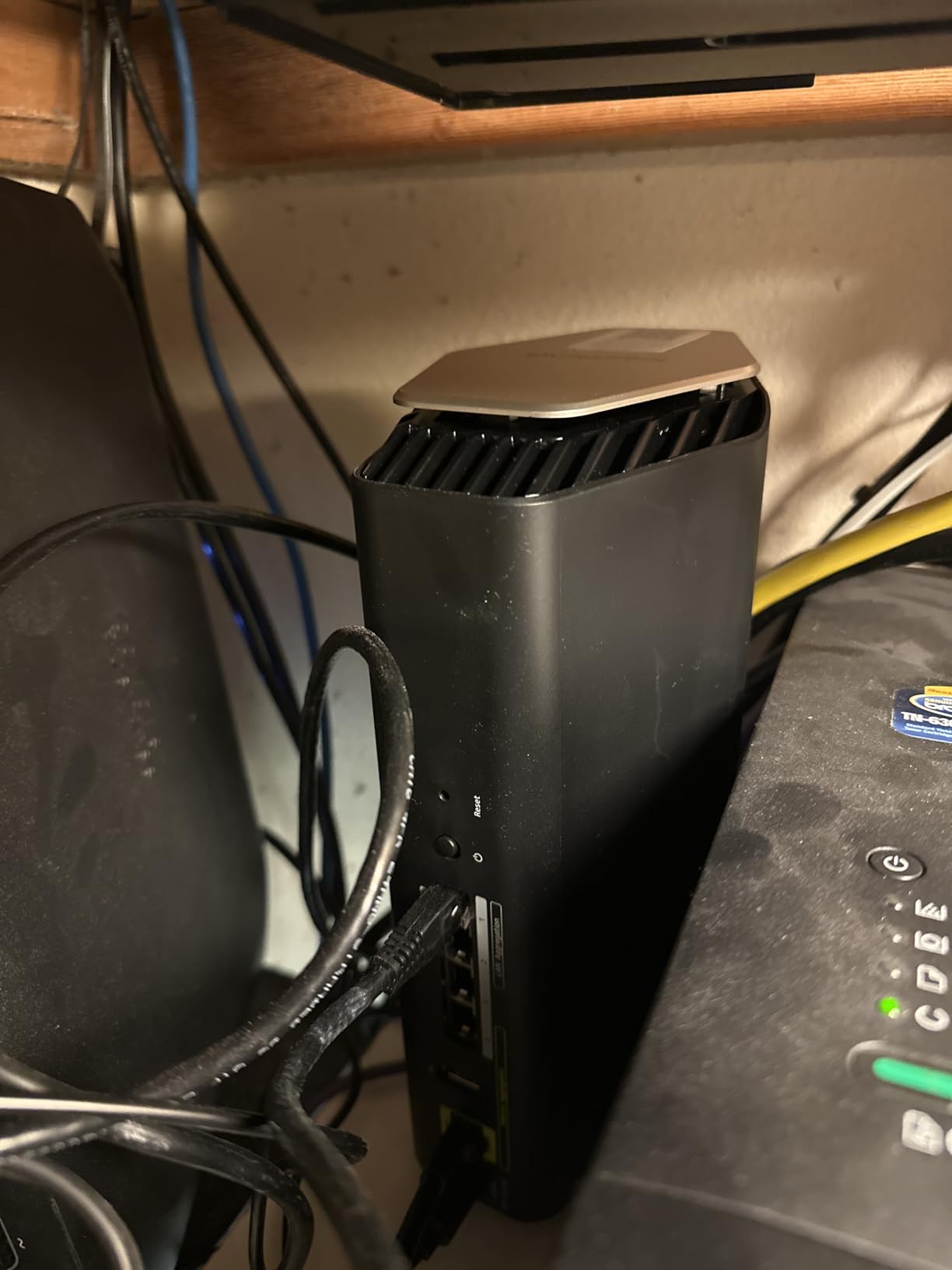 NETGEAR Nighthawk Dual-Band WiFi 7 Router (RS180) - Router Only, BE5500 Wireless Speed (up to 5.5 Gbps) - Covers up to 2,500 sq. ft., 80 Devices - 2.5 Gig Internet Port – Free Expert Help - Customer Photo 2