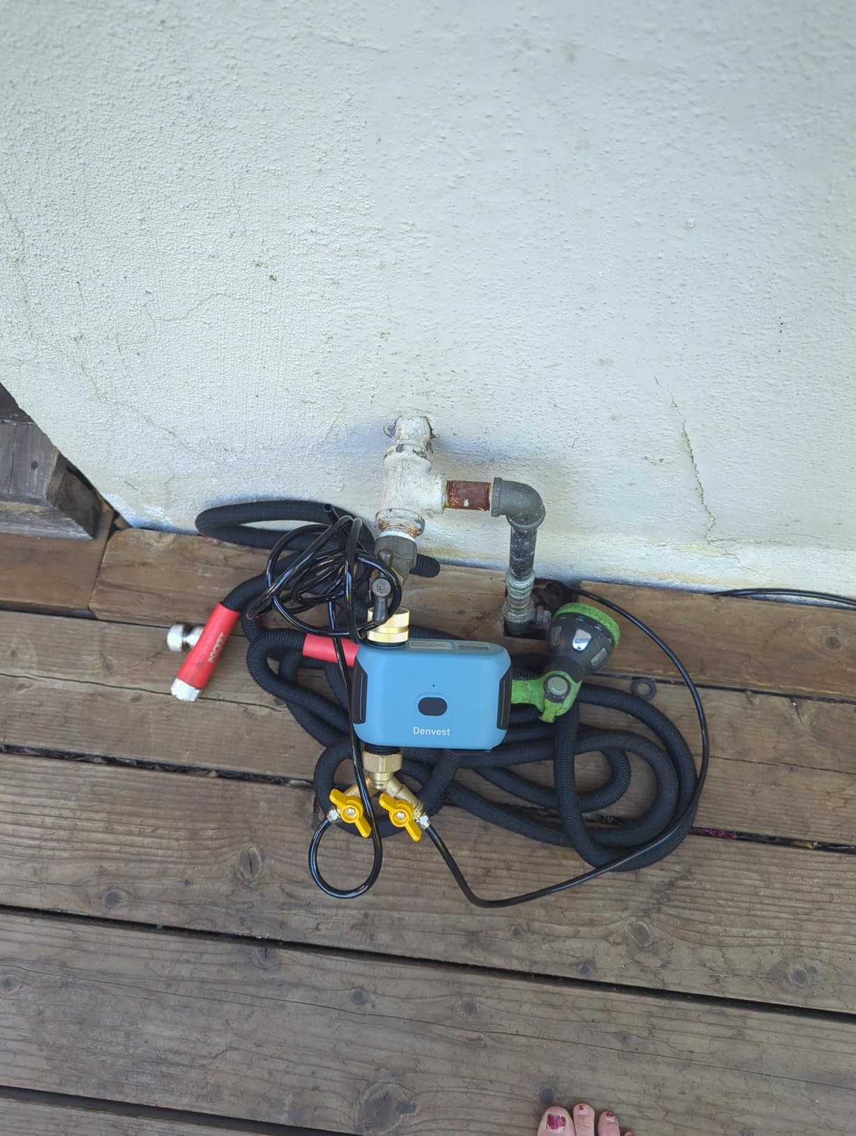 WiFi Water Timer with Brass Inlet, 1 Zone Smart Sprinkler Timer for Garden Hose Faucet, Hose Timers with WiFi Hub, Up to 20 Watering Plans, APP & Voice Control, Compatible with Alexa Customer Review WiFi Water Timer with Brass Inlet, 1 Zone Smart Sprinkler Timer for Garden Hose Faucet, Hose Timers with WiFi Hub, Up to 20 Watering Plans, APP & Voice Control, Compatible with Alexa - Customer Photo 1