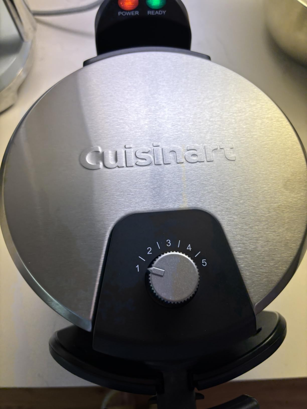 Cuisinart Round Flip Belgian Waffle Maker, Black/Silver, 1 inch thick, WAF-F30NAS - Customer Photo 4