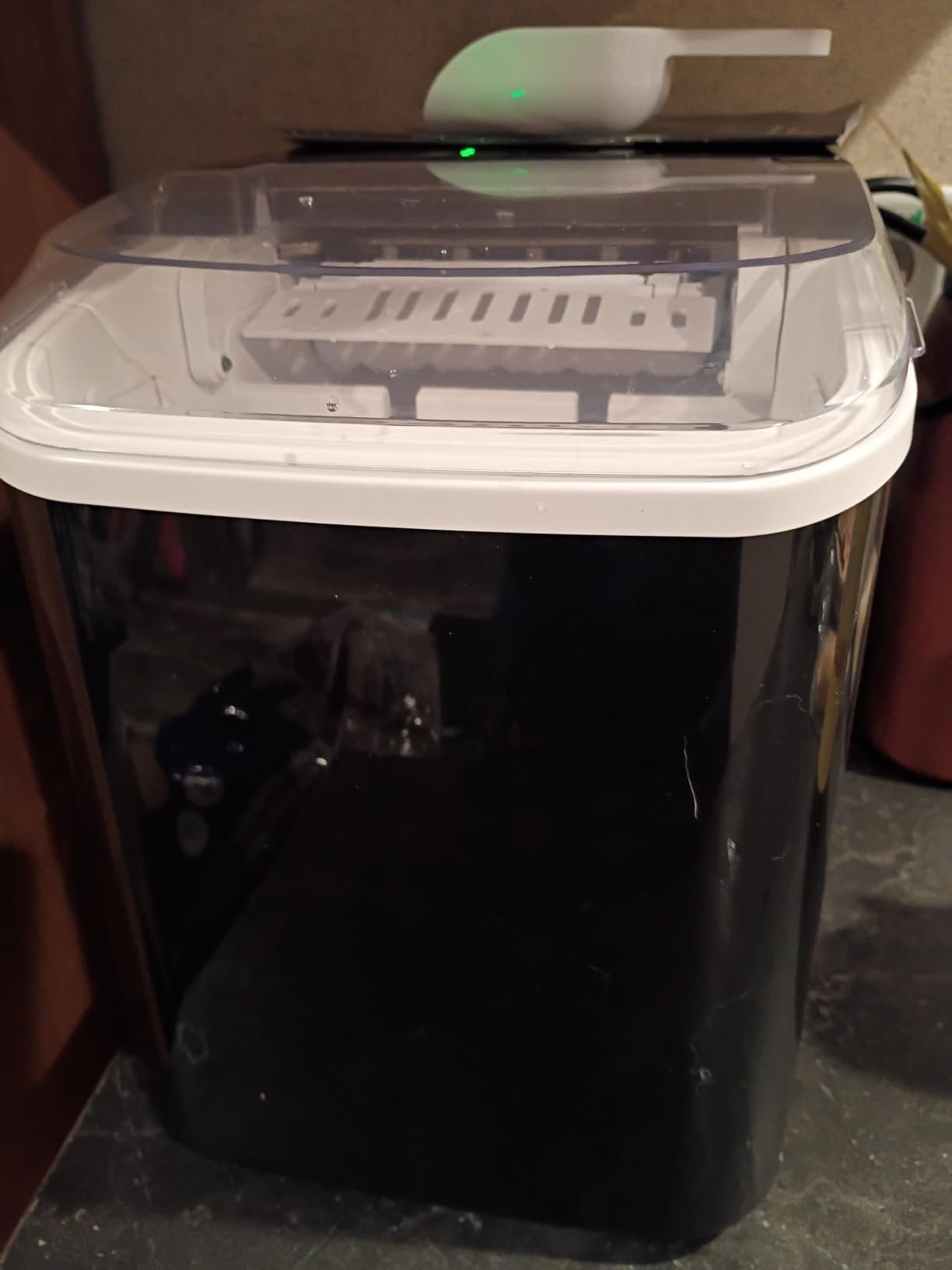 DUMOS Countertop Ice Maker with Handle, 26lbs/24H Portable Ice Machine, 9 Bullet Ice Cubes Ready in 6 Mins, Self-Cleaning, Quiet Compact Ice Maker for Home, Kitchen, RV, Camping, Black Customer Review DUMOS Countertop Ice Maker with Handle, 26lbs/24H Portable Ice Machine, 9 Bullet Ice Cubes Ready in 6 Mins, Self-Cleaning, Quiet Compact Ice Maker for Home, Kitchen, RV, Camping, Black - Customer Photo 1