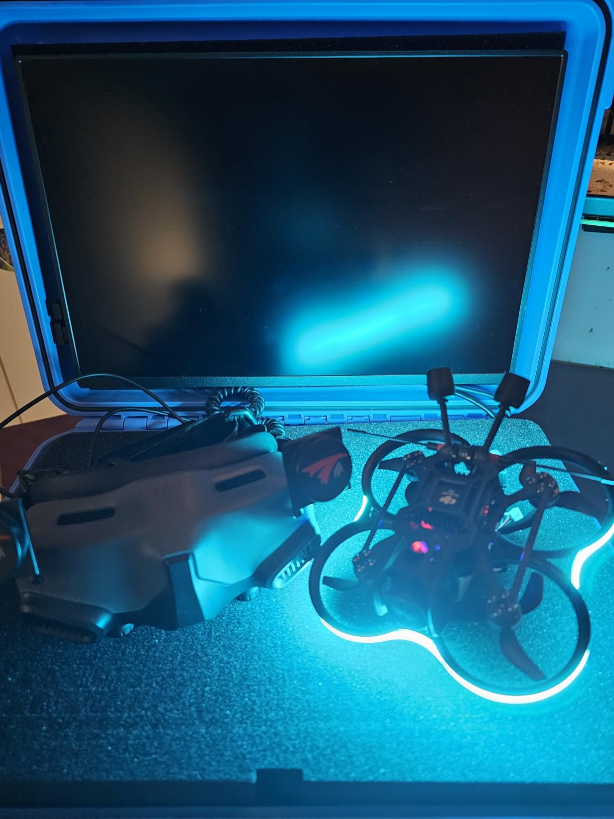 BETAFPV Pavo20 Pro Brushless Whoop Quadcopter with HD Digital Bracket Compatible for O4 Air Unit Pro, with 1104 7200KV Motor, F4 2-3S 20A FC, COB LED Strip for FPV Freestyle Shooting Customer Review BETAFPV Pavo20 Pro Brushless Whoop Quadcopter with HD Digital Bracket Compatible for O4 Air Unit Pro, with 1104 7200KV Motor, F4 2-3S 20A FC, COB LED Strip for FPV Freestyle Shooting - Customer Photo 1