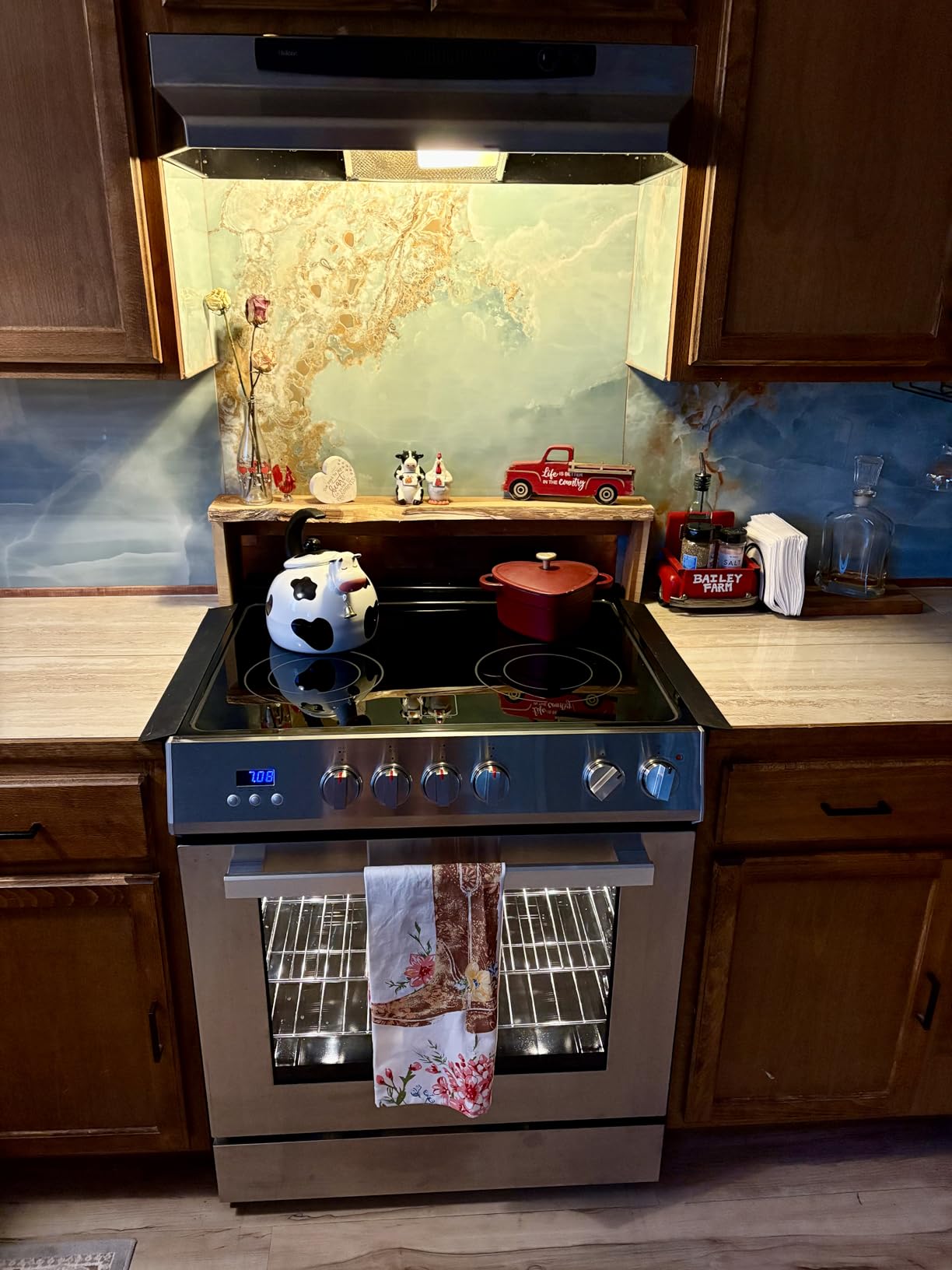 COSMO COS-ERD304K-BK 30 in. Stellar Collection 5.0 cu. ft. Electric Range with 4 Burner Glass Cooktop and Convection Oven in Matte Black Customer Review COSMO COS-ERD304K-BK 30 in. Stellar Collection 5.0 cu. ft. Electric Range with 4 Burner Glass Cooktop and Convection Oven in Matte Black - Customer Photo 1