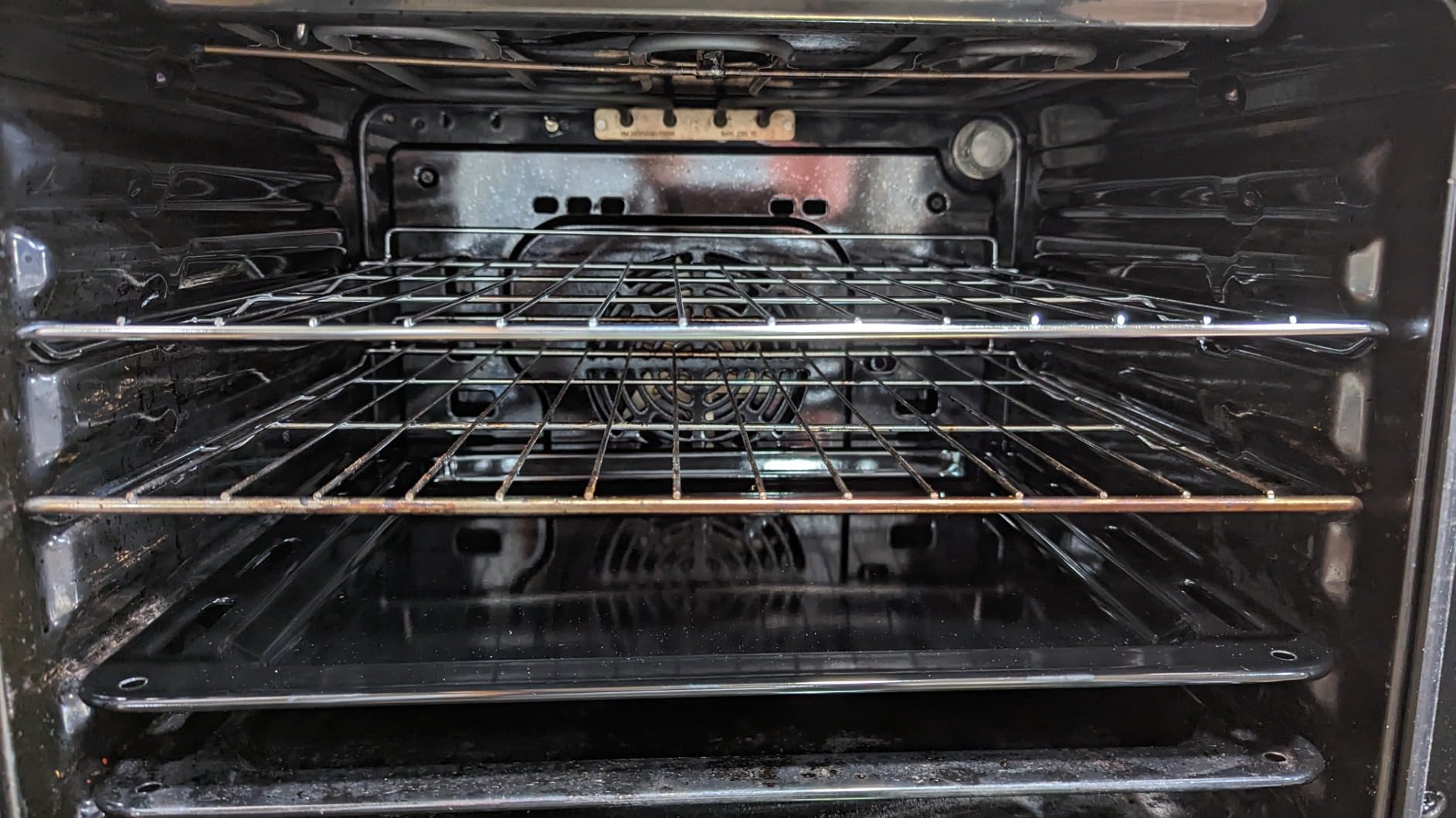 Empava Built-In Electric Single Wall Oven 24 inch, 2.5 Cu. ft. Capacity 4 Cooking Modes, Knob Control, 2950 Watts, Stainless Steel - Customer Photo 2