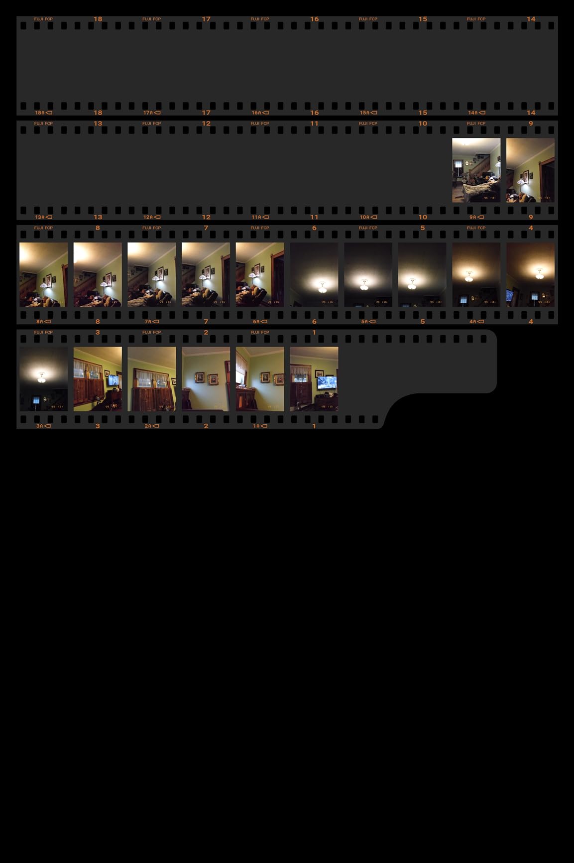 FUJIFILM X Half Premium Compact Camera - Black - Customer Photo 2