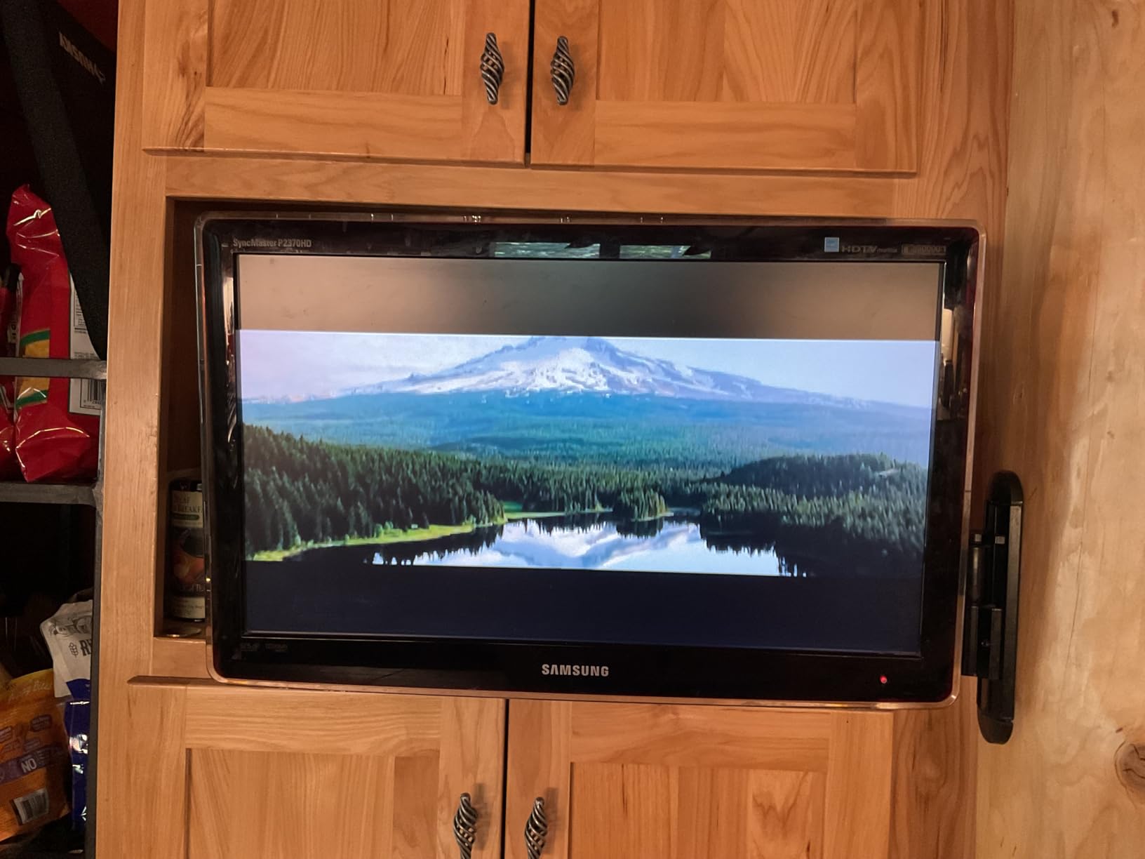 Roku Smart TV 2025 – 40-Inch Select Series, 1080p Full HD TV with Voice Remote - Customer Photo 1