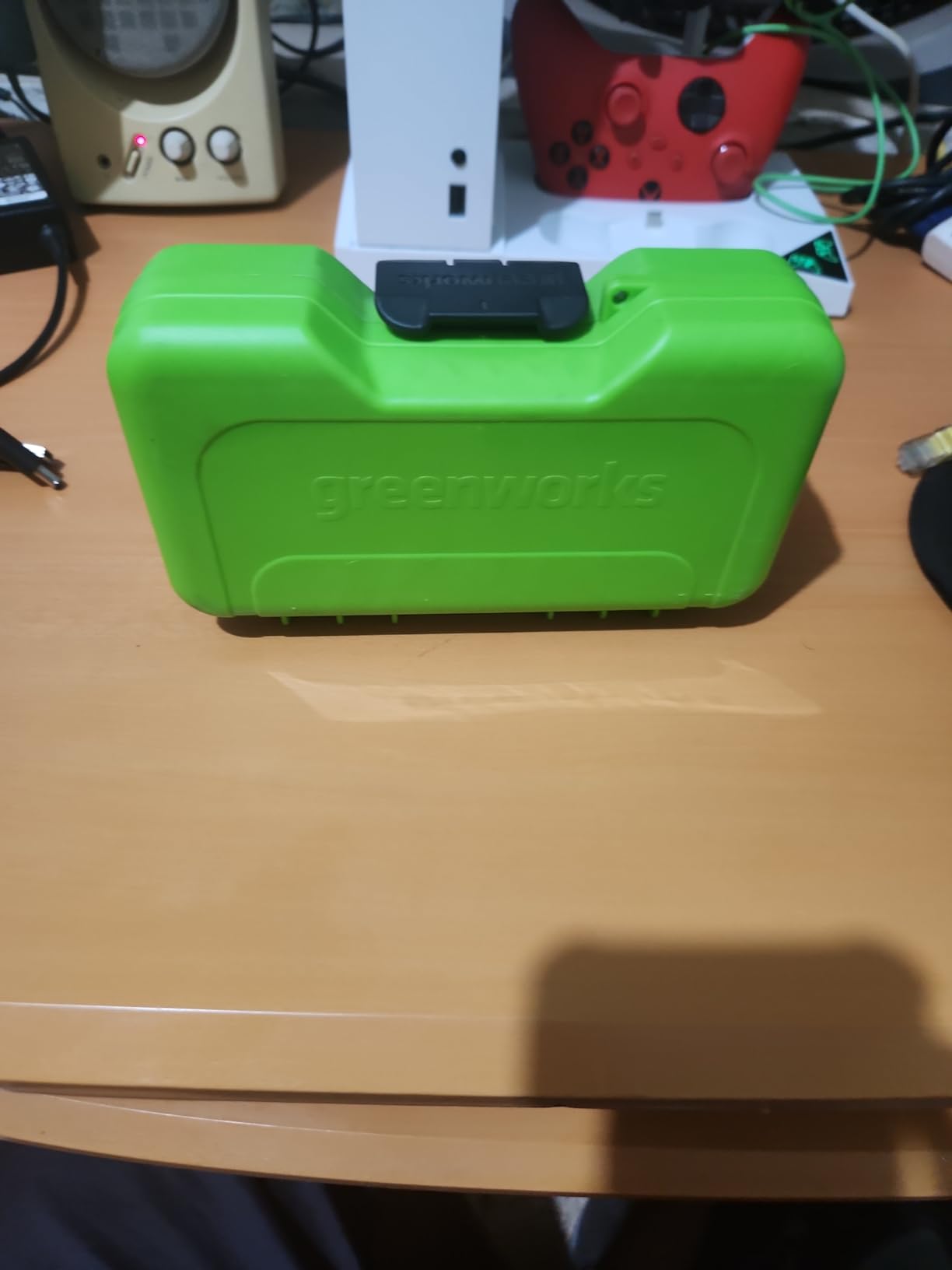 Greenworks 24V Cordless Brushless 400 in-lbs Drill/Driver+1950 in-lbs Impact Driver Combo,High Torque, Lightweight, (2) 2.0Ah USB-C Batteries(12,000mAh Power Bank) and 65W USB-C Fast Charger(3-Port) - Customer Photo 1