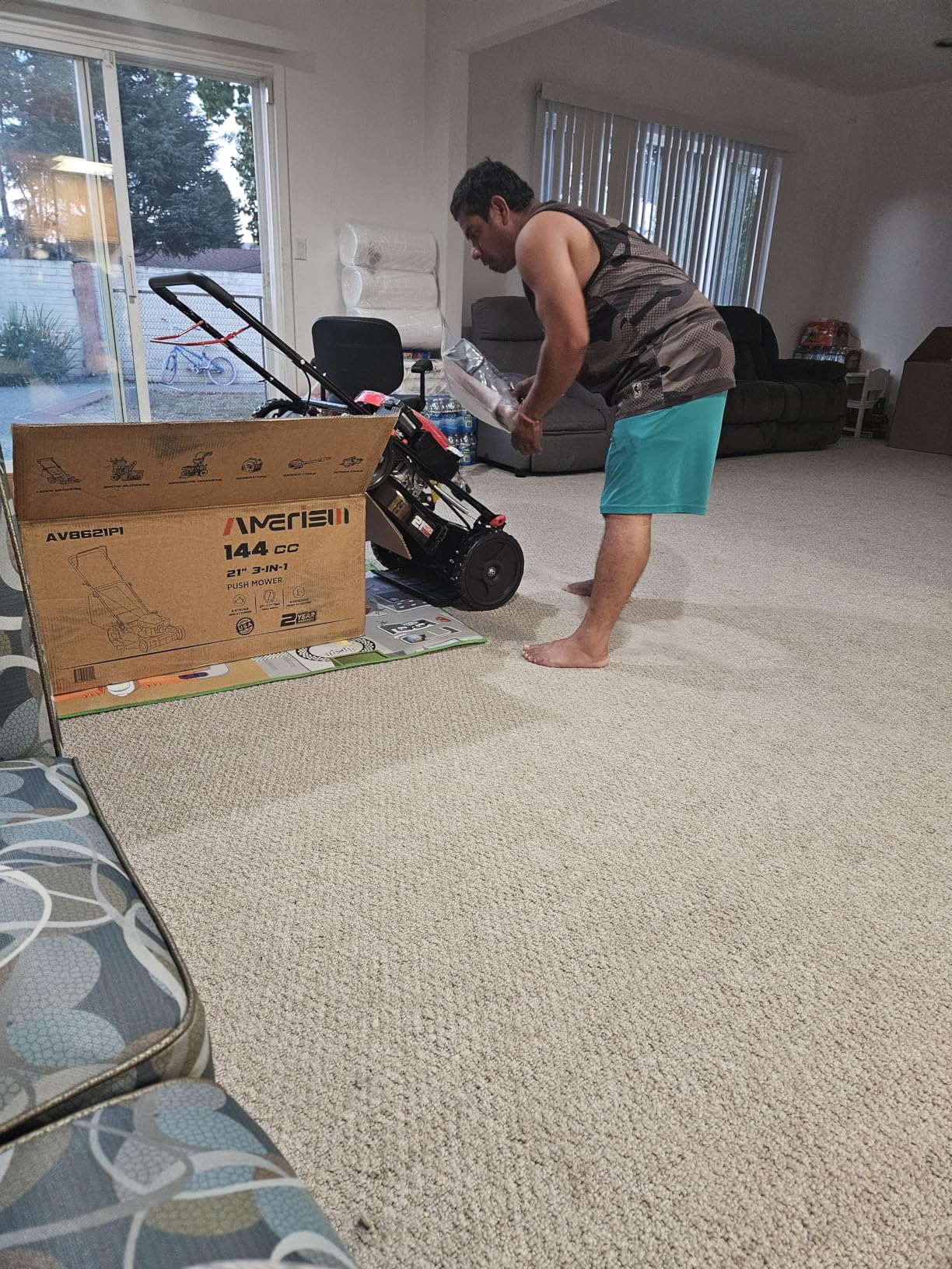 Self Propelled Gas Lawn Mower, 21