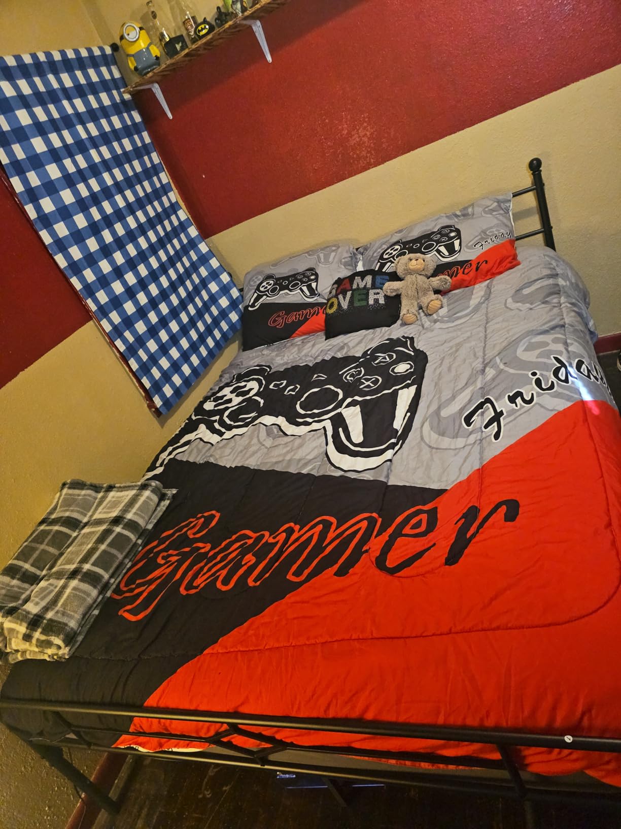 BedsPick Queen Bed Frame with Headboard and Footboard, Metal Platform Bed Frame with Round Corner Ball, 1200 LBS Heavy Duty Steel Slats Support, No Box Spring Needed/Noise-Free/Easy Assembly, Black - Customer Photo 1