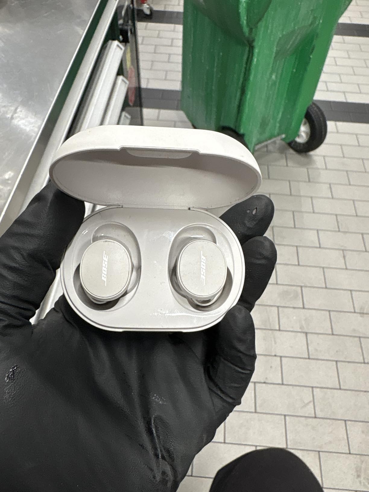 Bose QuietComfort Earbuds - True Wireless Bluetooth Earbuds with Active Noise Cancellation and Mic, USB-C Charging, IPX4 Rating, Up to 8.5 Hours of Playtime, Petal Pink - Limited Edition Color - Customer Photo 3