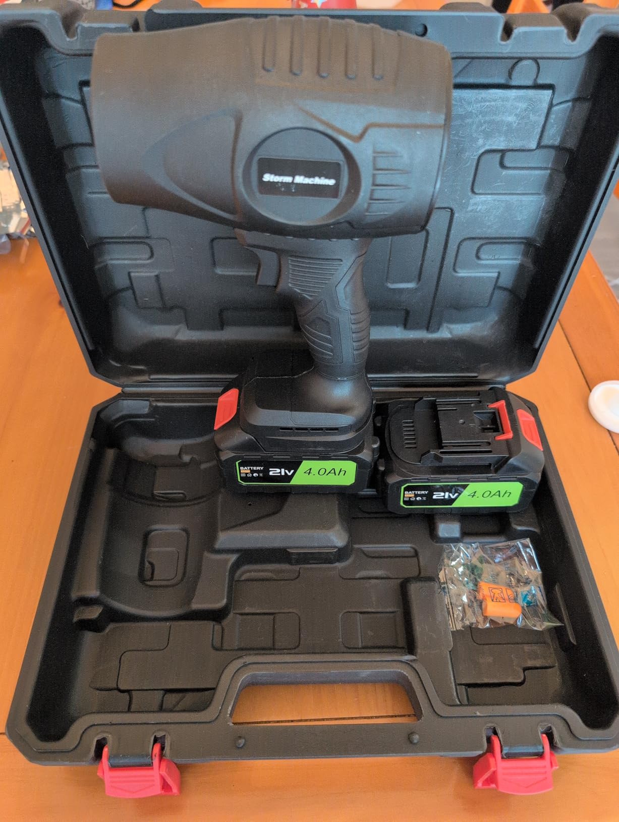 980,000 RPM Cordless Leaf Blower - 21V Electric Handheld Leaf Blower with 2×4.0Ah Batteries & Fast Charger - Lightweight for Patio, Lawn, Yard, Deck Cleaning - Light Black - Customer Photo 2