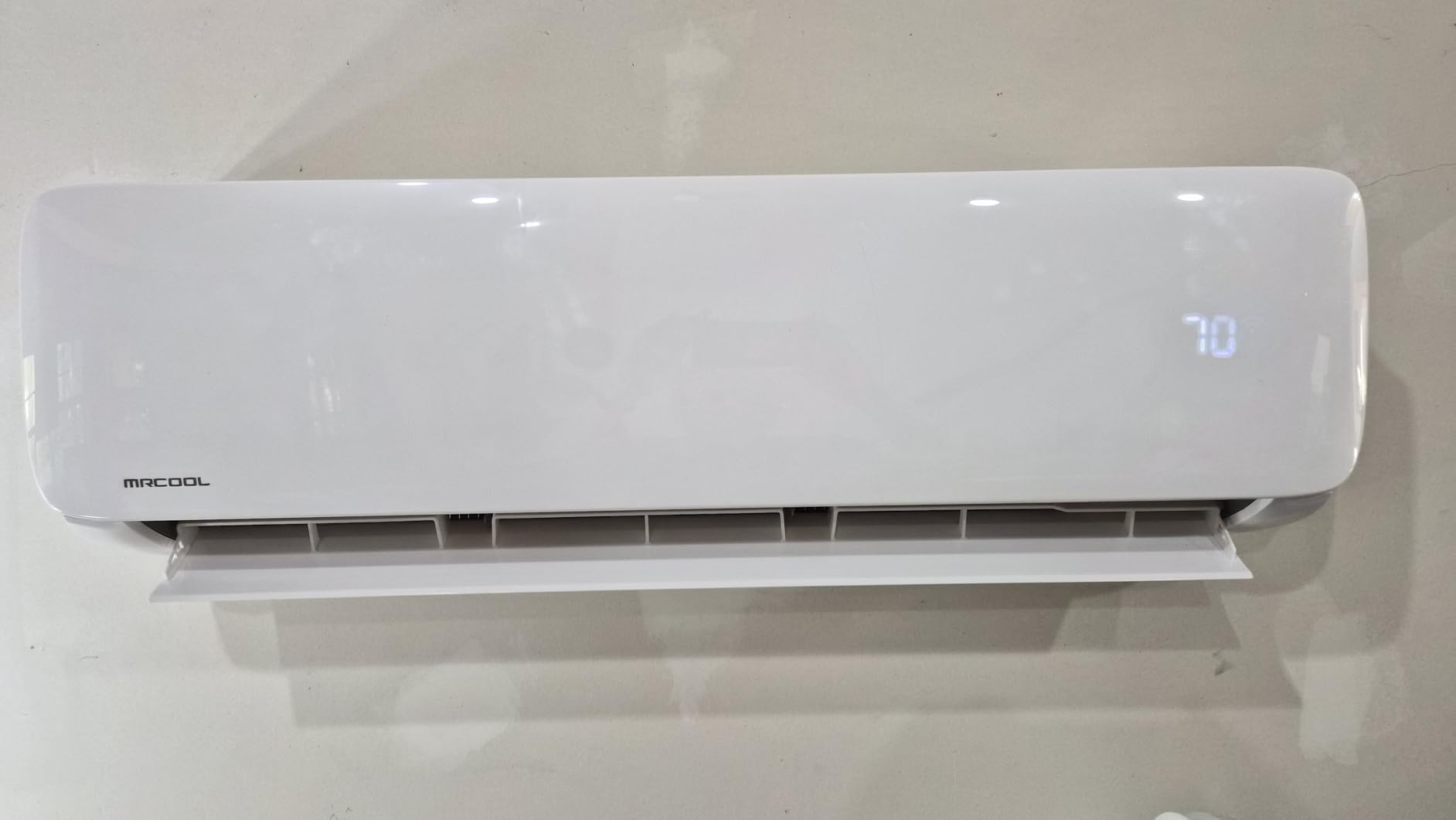 MRCOOL 24000 BTU 230V Ductless Inverter Mini Split Air Conditioner & Heat Pump System, Easy Pro Series - Wall-Mounted AC Unit w/ Heating and Cooling for Home, Office & Commercial Space Customer Review MRCOOL 24000 BTU 230V Ductless Inverter Mini Split Air Conditioner & Heat Pump System, Easy Pro Series - Wall-Mounted AC Unit w/ Heating and Cooling for Home, Office & Commercial Space - Customer Photo 2