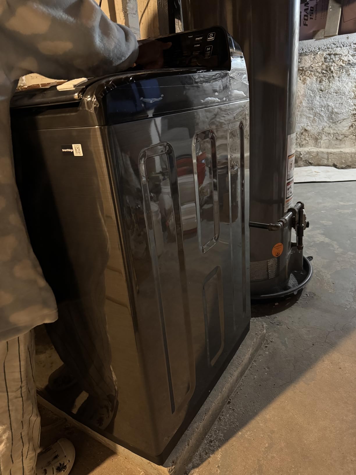 Samsung Smart 4.7 Cu Ft Top Load Washer & 7.4 Cu Ft Electric Dryer, Sensor Stops Overdrying, Low Vibration Quiet Wash, WaterJet w/Power Cords, Hoses, Vent Duct, 1 Year CPS Protection Bundle (Black) - Customer Photo 3