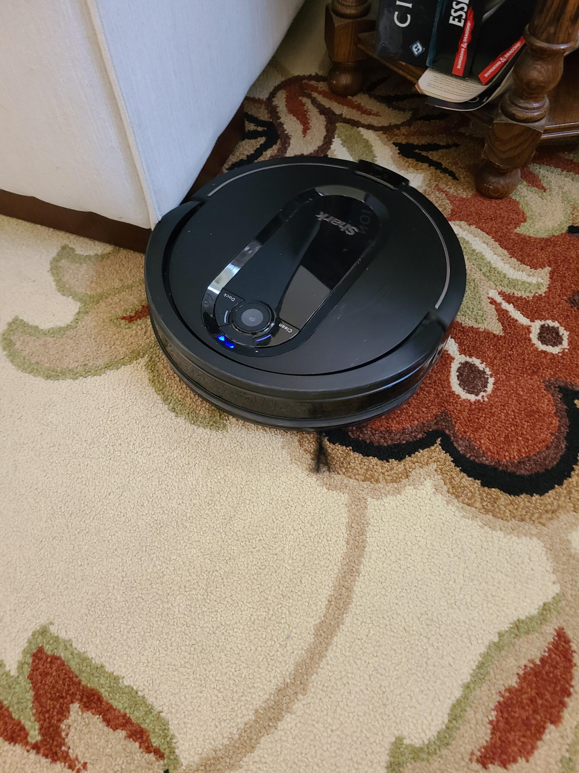 Shark Matrix Plus Robot Vacuum and Mop with Self-Empty HEPA Base, Sonic Mopping, Matrix Clean, Home Mapping, CleanEdge, for Pet Hair, UR2650WS - Customer Photo 2