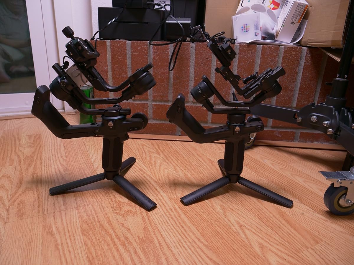 FeiyuTech SCORP-C2 AI Face Tracker Camera Gimbal,3-Axis Stabilizer for DSLR/Mirrorless Camera,for Sony Canon Panasonic Nikon Fujifilm Sigma BMPCC,Native Vertical Shoot,Max 7.72lbs,Smart Track Customer Review FeiyuTech SCORP-C2 AI Face Tracker Camera Gimbal,3-Axis Stabilizer for DSLR/Mirrorless Camera,for Sony Canon Panasonic Nikon Fujifilm Sigma BMPCC,Native Vertical Shoot,Max 7.72lbs,Smart Track - Customer Photo 5