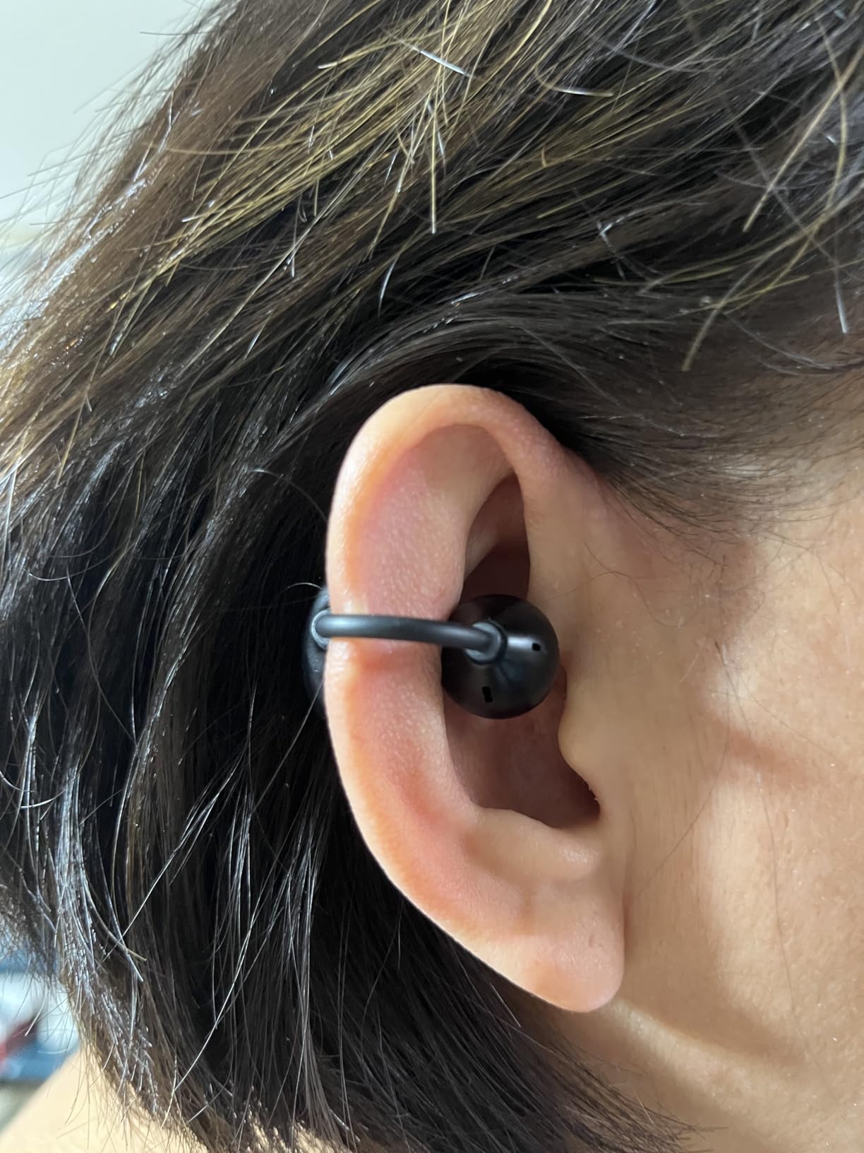 Open Ear Earbuds - Comfort Clip-On Earbuds, Lightweight Open Ear Headphones with 163 Languages AI Translation and Anti-Drop Design, 48H Play Bluetooth 5.4 Fit Sports Travel - Customer Photo 1