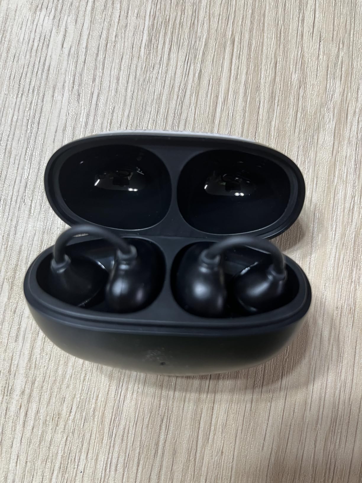 Open Ear Earbuds - Comfort Clip-On Earbuds, Lightweight Open Ear Headphones with 163 Languages AI Translation and Anti-Drop Design, 48H Play Bluetooth 5.4 Fit Sports Travel - Customer Photo 2