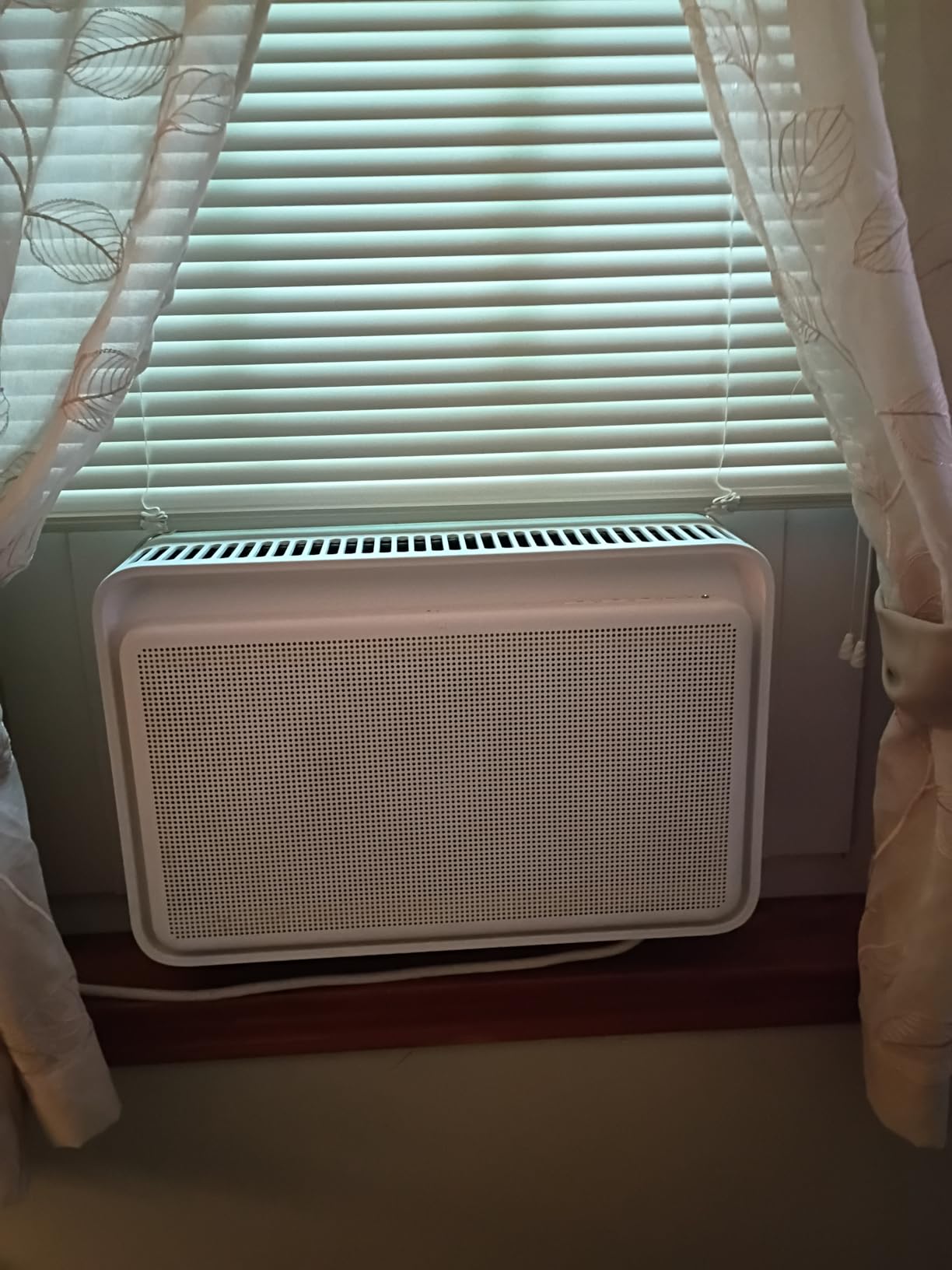 Windmill Window Air Conditioner - Quiet & Smart, Easy Install, Voice-Enabled, Remote & App Control AC Unit - 5,000 BTU Lite Customer Review Windmill Window Air Conditioner - Quiet & Smart, Easy Install, Voice-Enabled, Remote & App Control AC Unit - 5,000 BTU Lite - Customer Photo 1