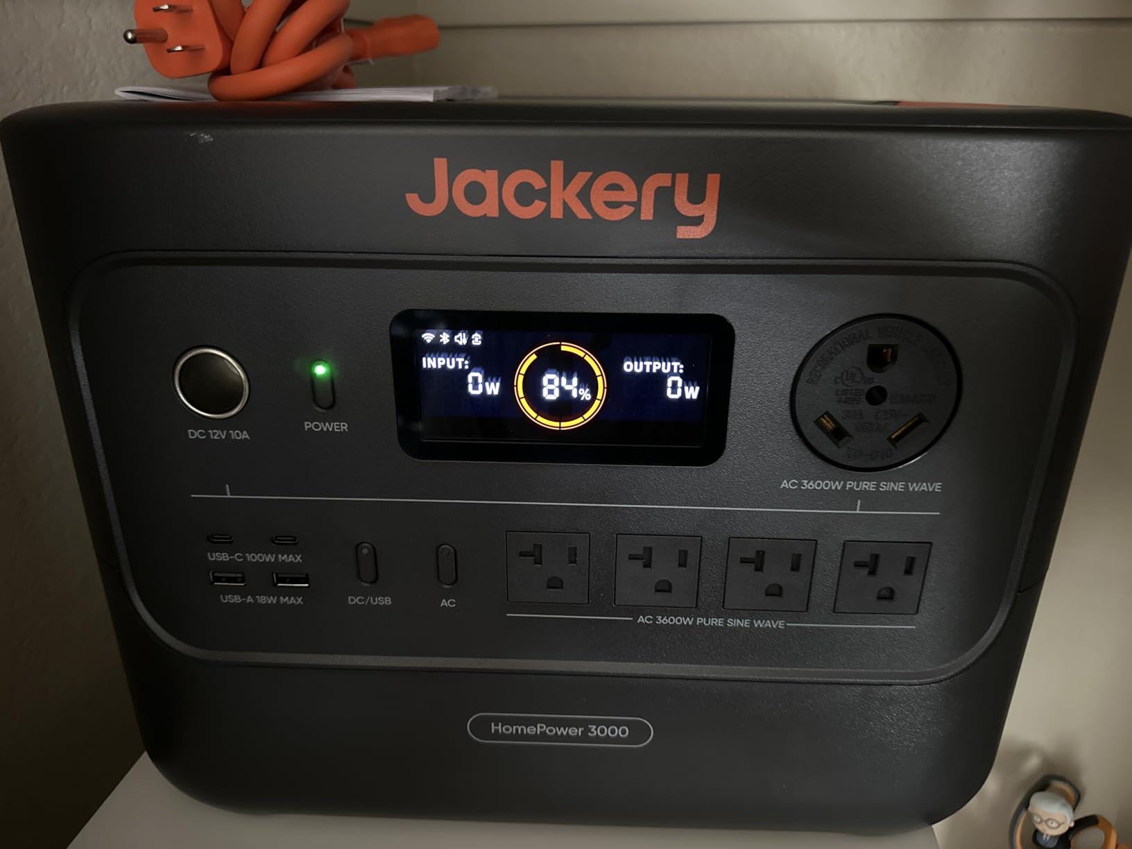 Jackery HomePower 3000 Portable Power Station with 2x 200W Solar Panels, 3600W (Surge 7200W) Output, 3072Wh LFP Battery Solar Generator, Essential Backup for Home Use, Power Outage, RV, Emergencies - Customer Photo 2