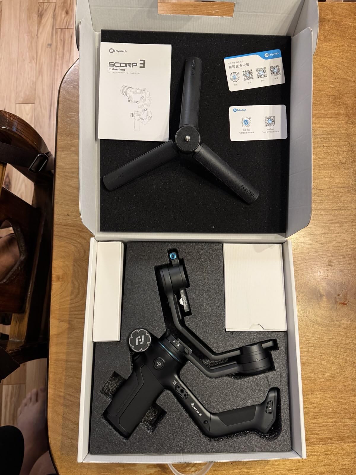 FeiyuTech SCORP 3 Professional Video Stabilizer with Detachable Handle, AI Tracking, 1.3 FeiyuTech SCORP 3 Professional Video Stabilizer with Detachable Handle, AI Tracking, 1.3