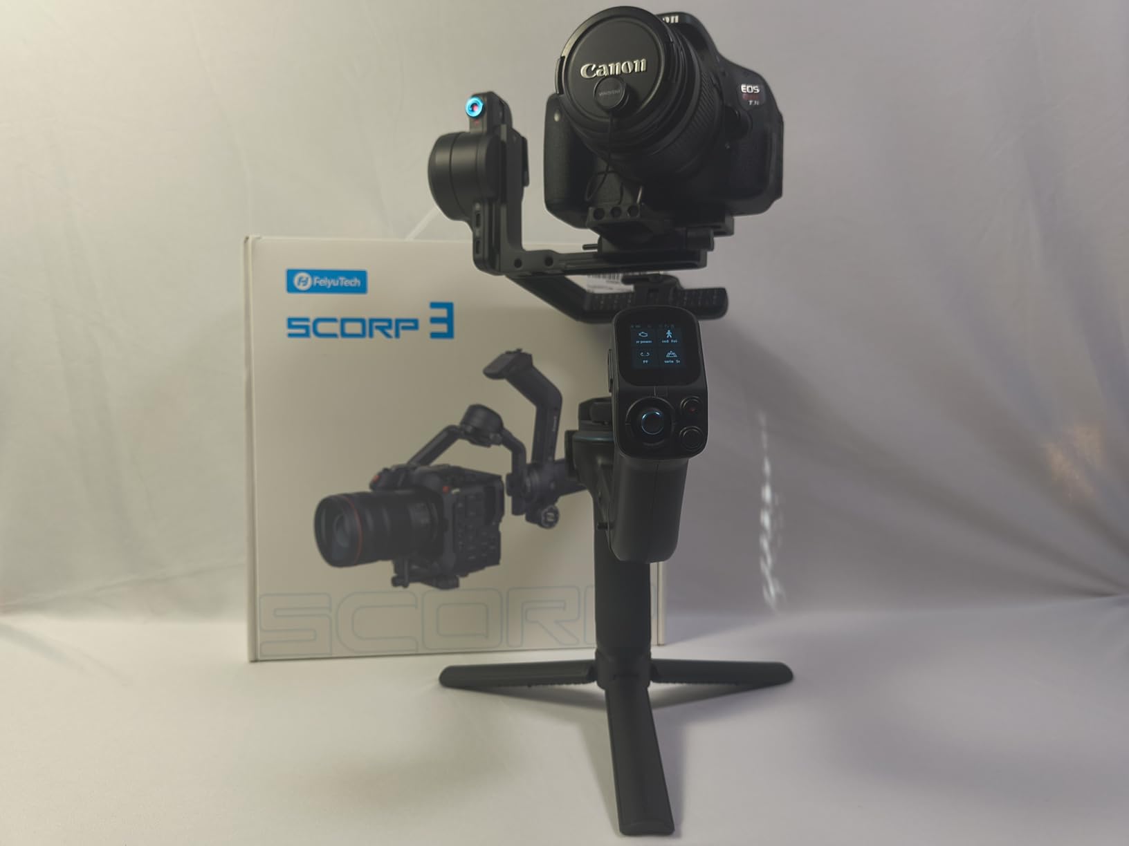 FeiyuTech SCORP 3 Professional Video Stabilizer with Detachable Handle, AI Tracking, 1.3 FeiyuTech SCORP 3 Professional Video Stabilizer with Detachable Handle, AI Tracking, 1.3