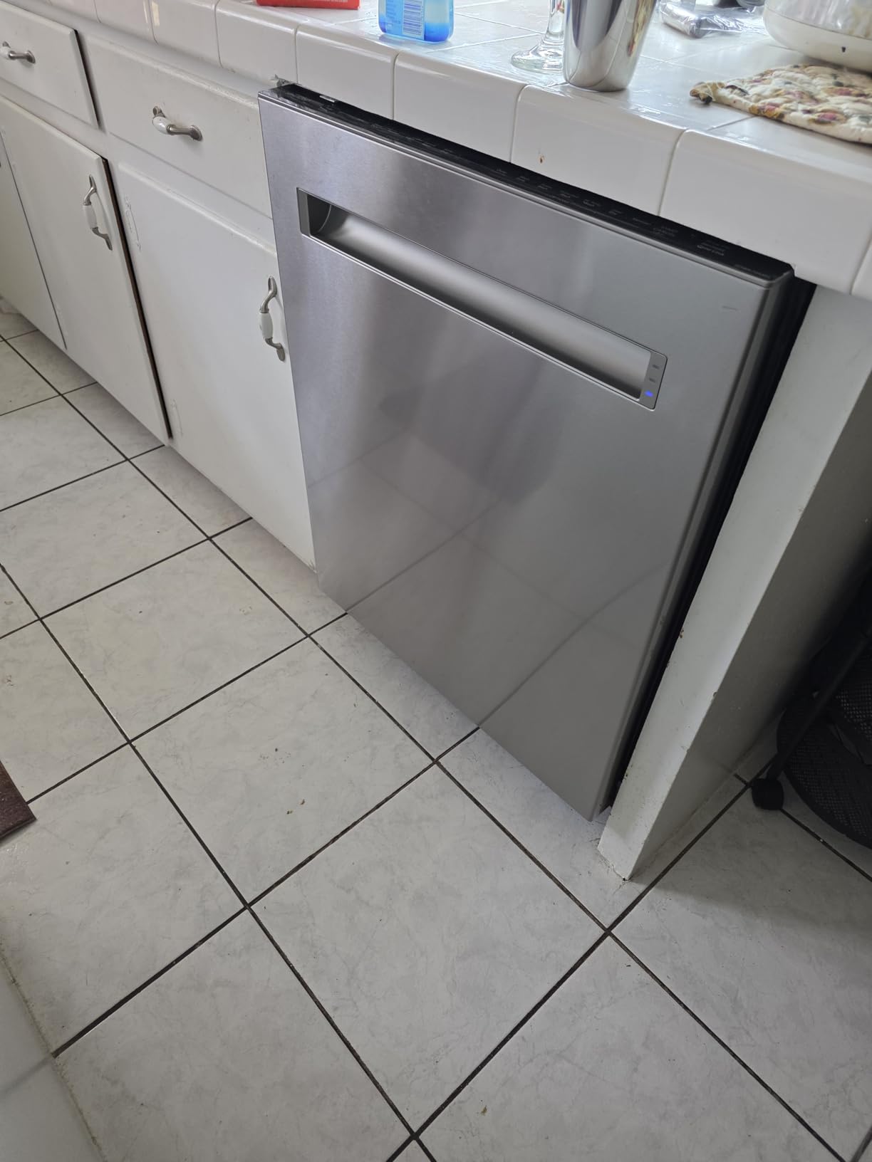 Sharp SDW6726MS 24-inch Stainless Steel Dishwasher, 47 dB Library Quiet, Third Rack, Power Wash Sprayer, 12 Place Settings, - Customer Photo 1