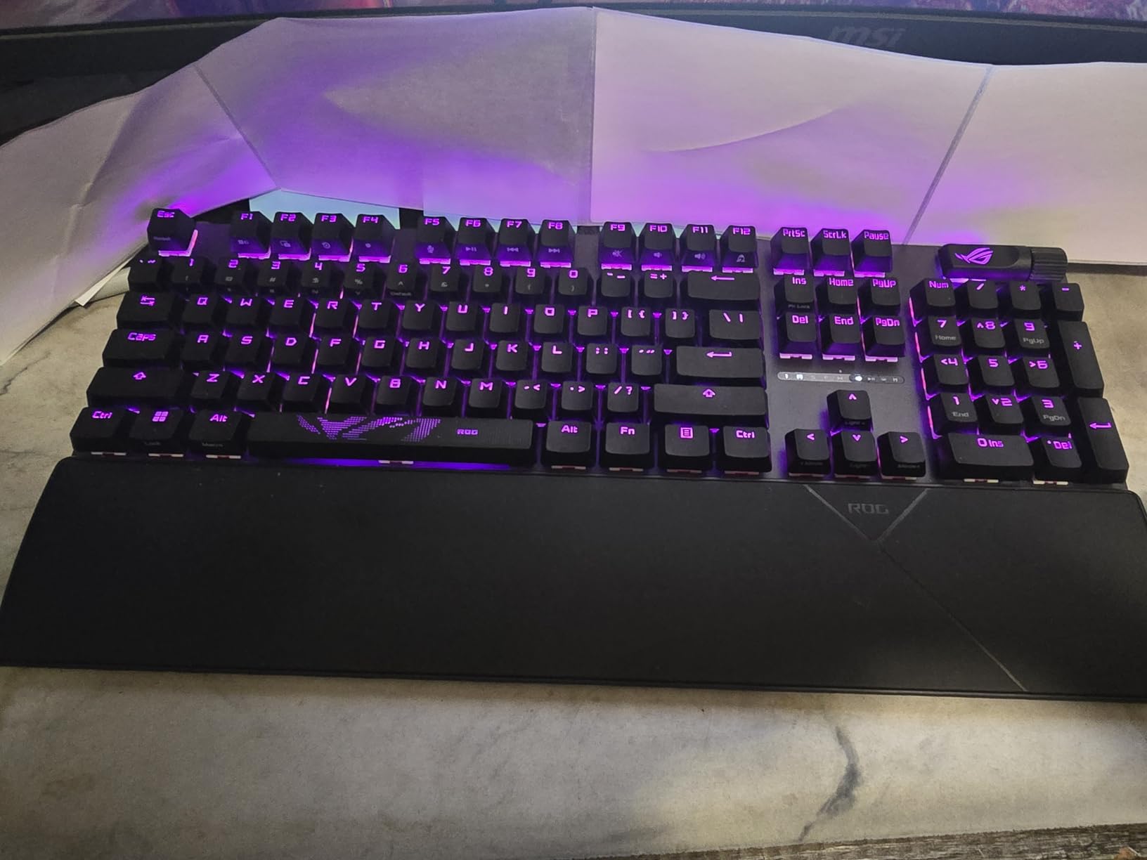 ASUS ROG Strix Scope II X Wired USB Mechanical Gaming Keyboard – 100% Full-Size, Hot Swappable Pre-lubed ROG NX Snow V2 Linear Switches, PBT Keycaps, RGB, PC/Mac Support - Black - Customer Photo 2