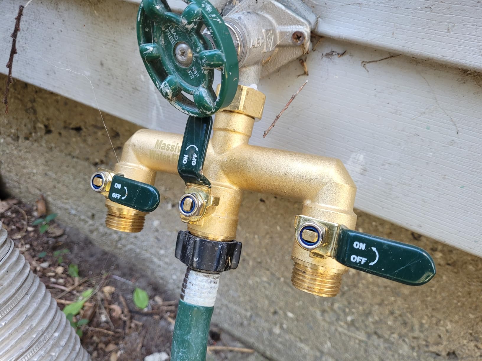 3 Way Hose Splitter, Heavy Duty Full Flow Garden Water Hose Bib Spigot Splitter, Brass Rust and Freeze Resistant Outdoor Faucet Splitter, T Adapter Connector with 3/4 - Inch GHT Thread (Green) - Customer Photo 2
