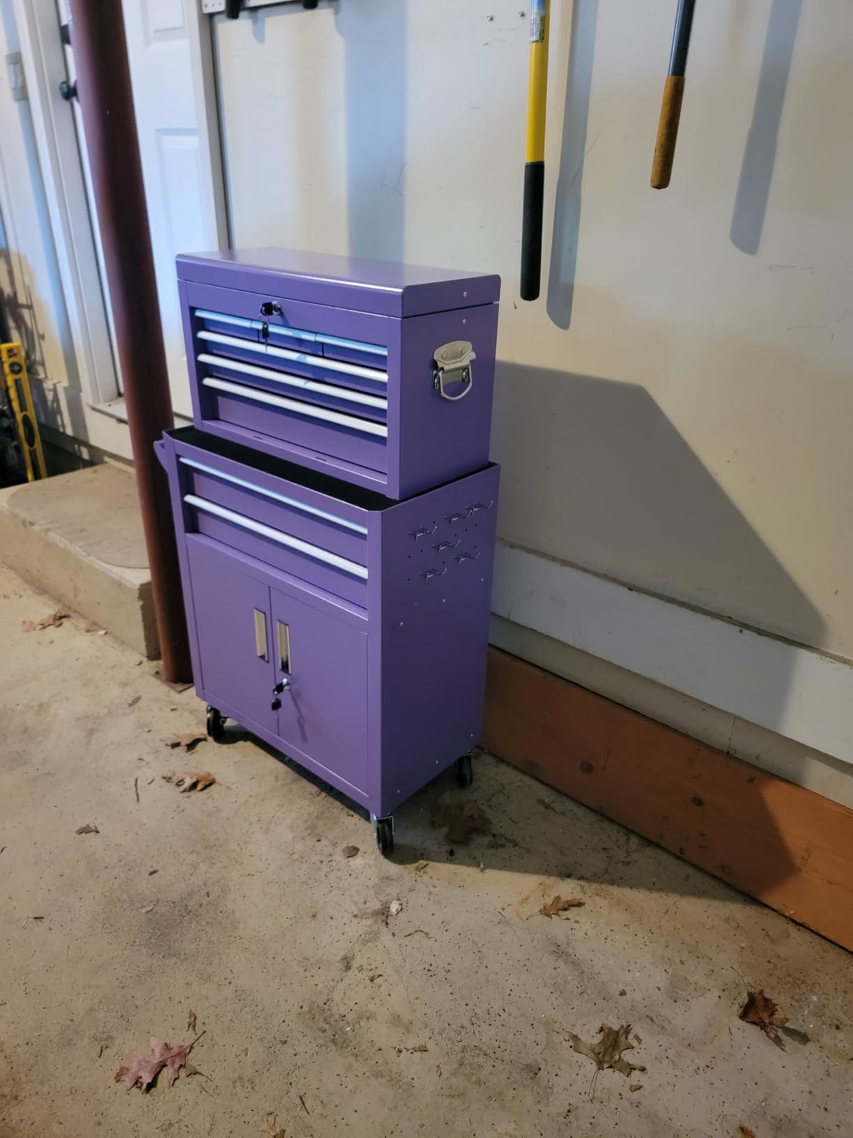 INTERGREAT 8-Drawers Rolling Tool Chest, Assembled Tool Chest with Wheels, Detachable Top Tool Box, Tool Cabinet for Repair Room,Warehouse, Rolling Tool Box with Hooks,Tray Divider,Liners(Black) Customer Review INTERGREAT 8-Drawers Rolling Tool Chest, Assembled Tool Chest with Wheels, Detachable Top Tool Box, Tool Cabinet for Repair Room,Warehouse, Rolling Tool Box with Hooks,Tray Divider,Liners(Black) - Customer Photo 1