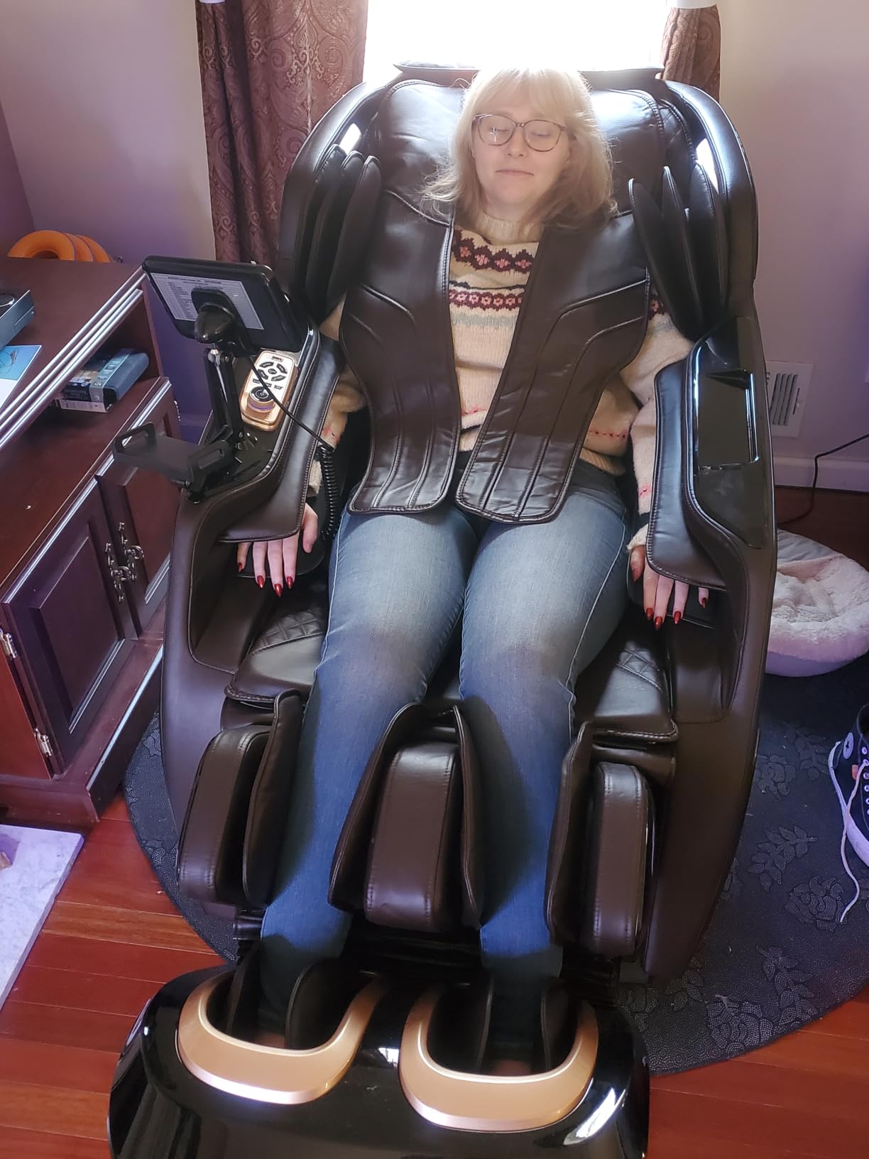 4D Massage Chairs Full Body,Zero Gravity SL-Track Shiatsu Massage Chair Recliner,Core Heating,20 Massage Techniques,Deep Yoga Stretch,Foot Rollers, Ai Voice,Touch Screen,Wireless Charging - Customer Photo 1