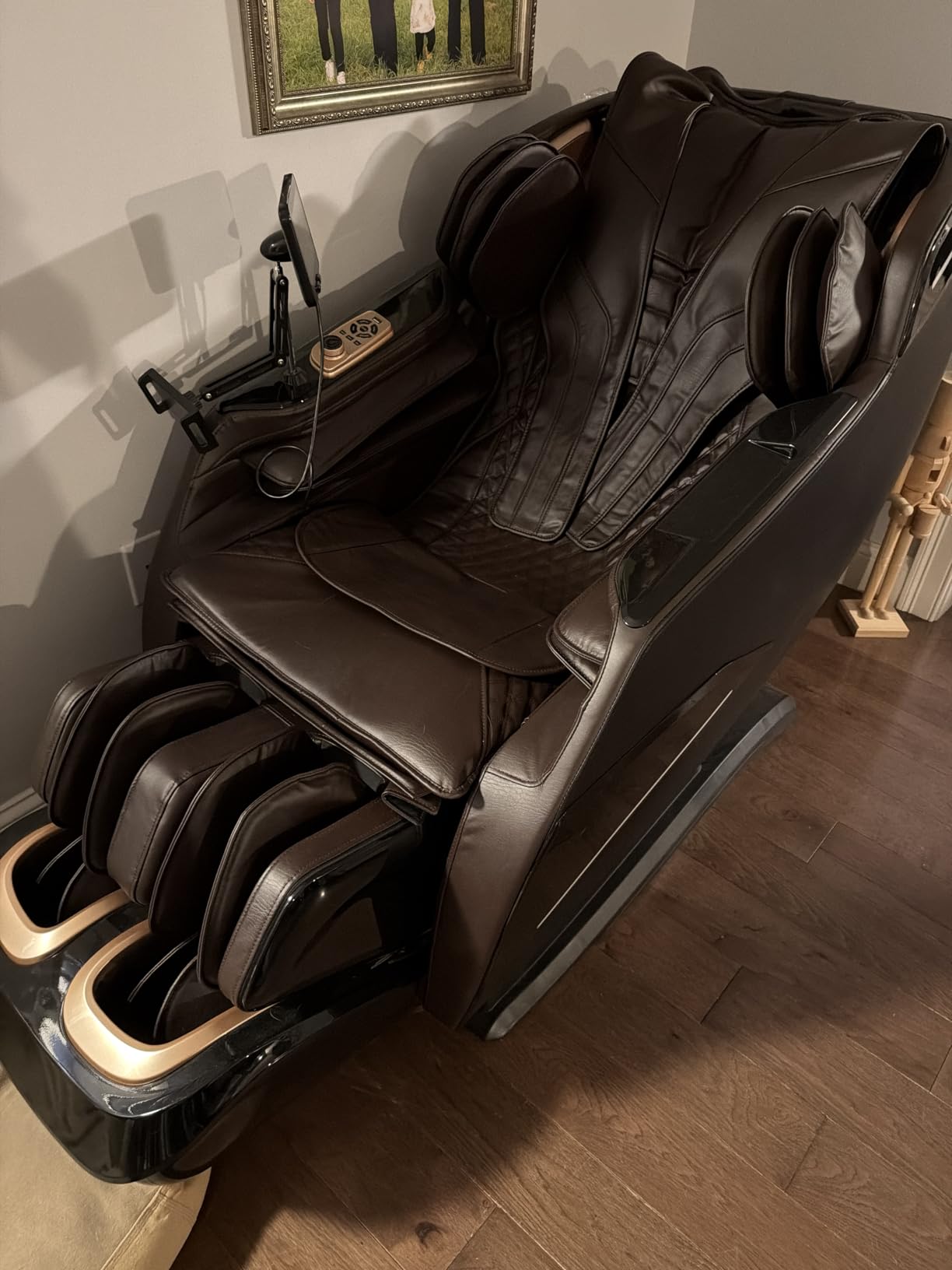 4D Massage Chairs Full Body,Zero Gravity SL-Track Shiatsu Massage Chair Recliner,Core Heating,20 Massage Techniques,Deep Yoga Stretch,Foot Rollers, Ai Voice,Touch Screen,Wireless Charging - Customer Photo 2
